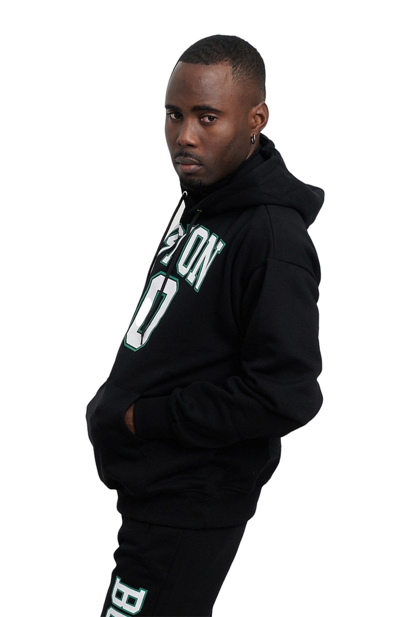SUDADERA NEGRA BOSTON 00 HOODIE - AREA ZERO