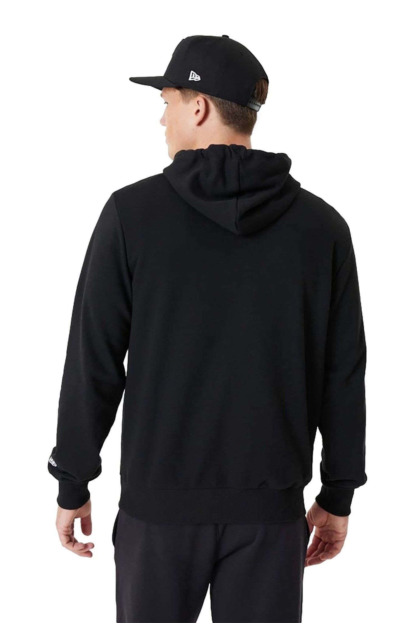 SUDADERA NEW ERA NEGRA BULLS TEAM LOGO HOODY - AREA ZERO
