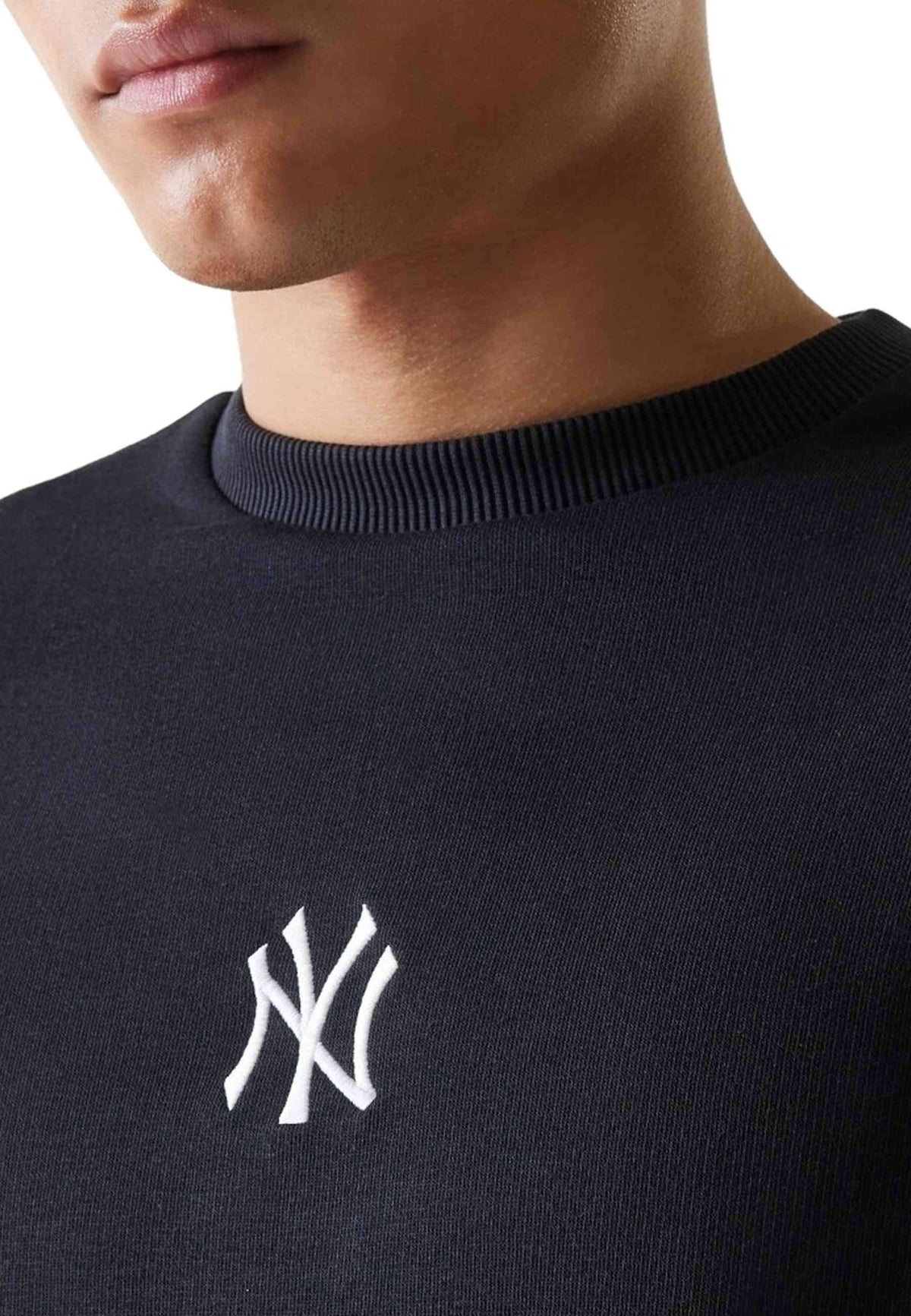SUDADERA NEW ERA NEGRA MLB LE MIDI YANKEES CREWNECK SWEATSHIRT