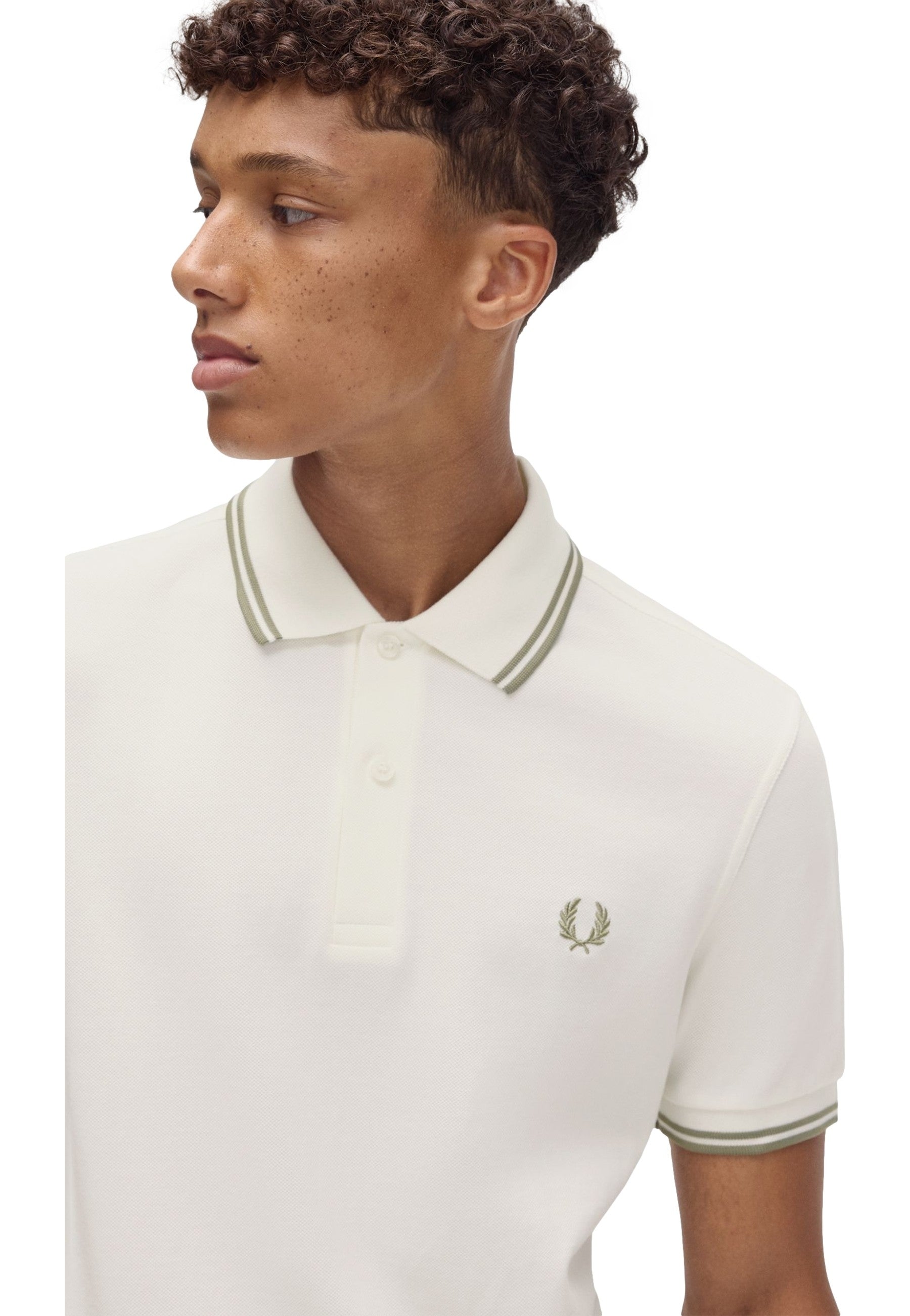POLO FRED PERRY CRUDO/VERDE TWIN TIPPED SHIRT