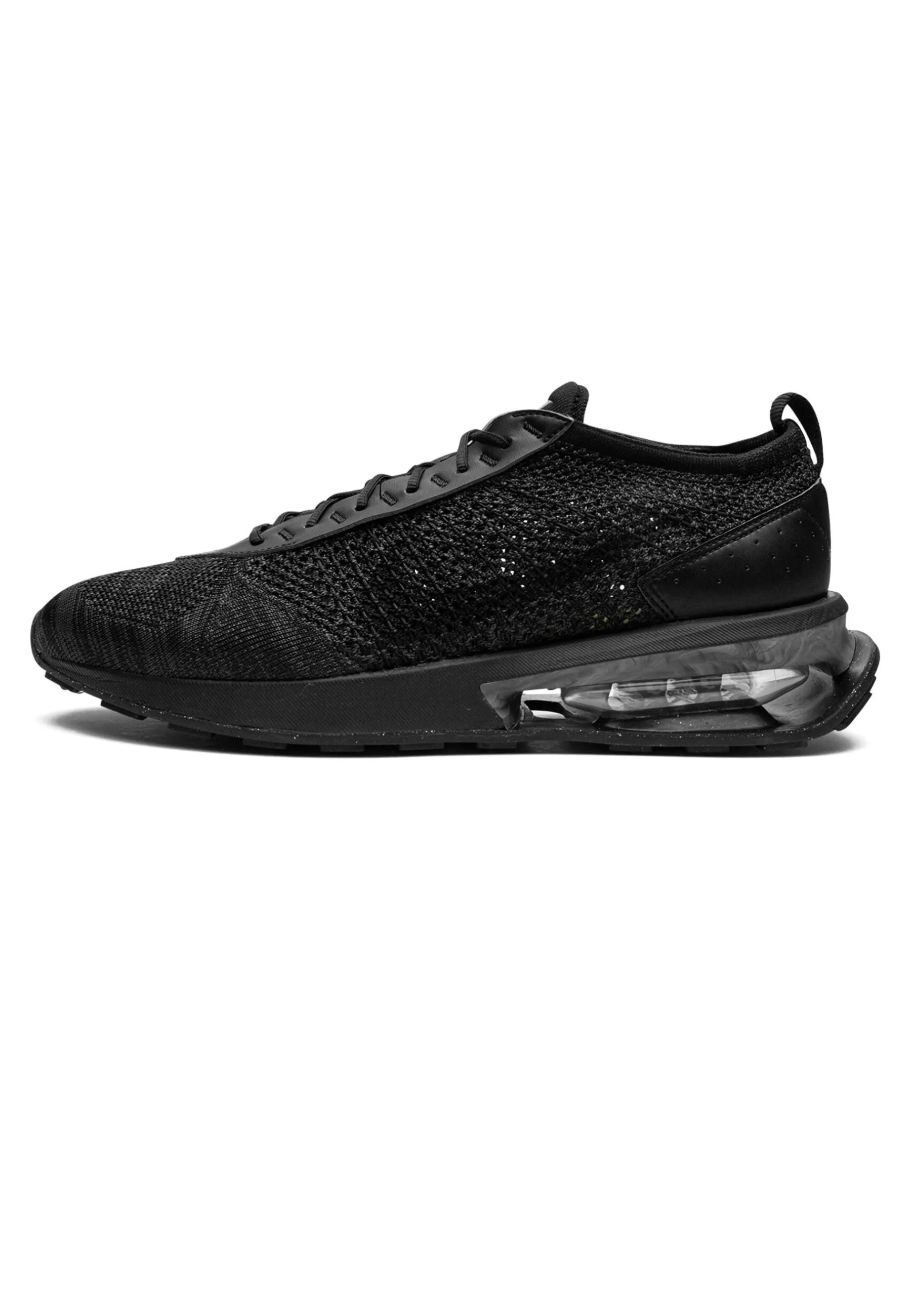 Nike Fliknit Racer negras T.44