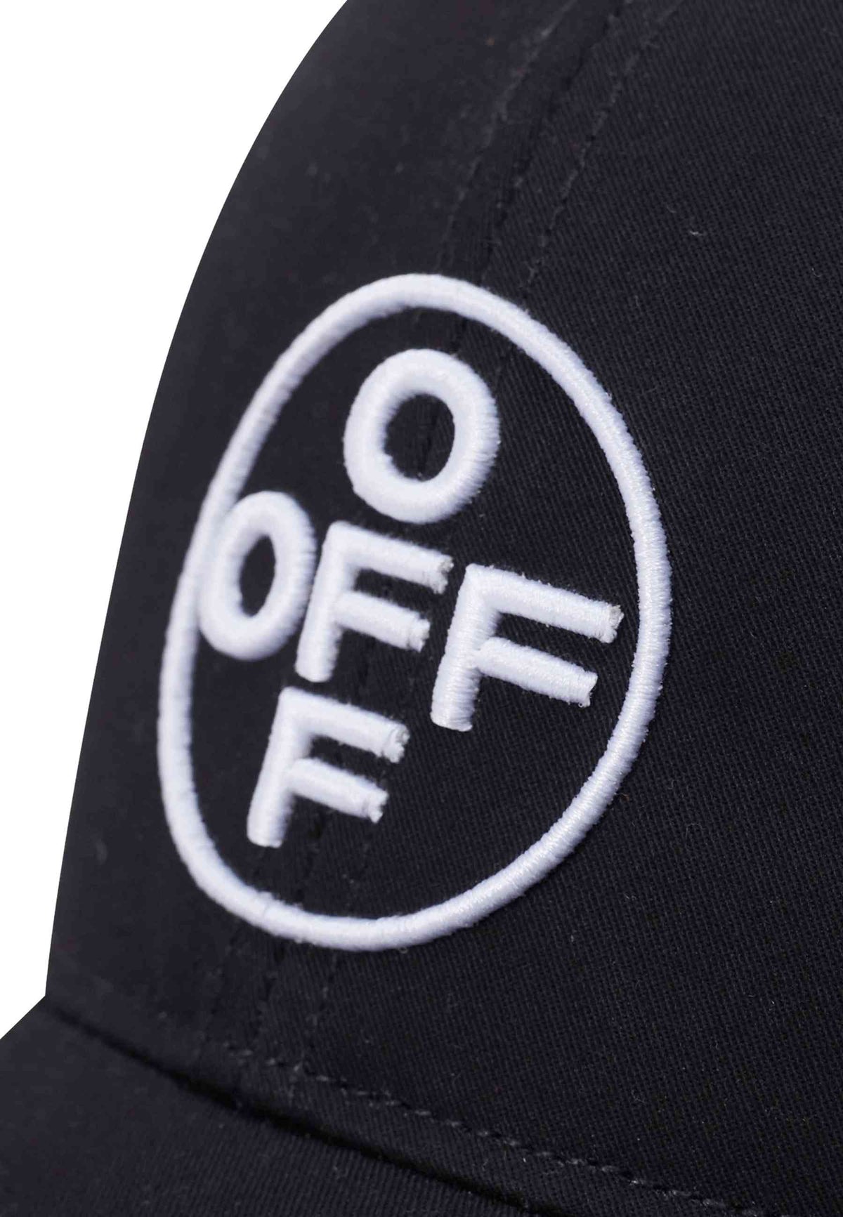 L/AB c/o Off-White BLACK EMBROIDERED CURVED BRIM TWILL CAP