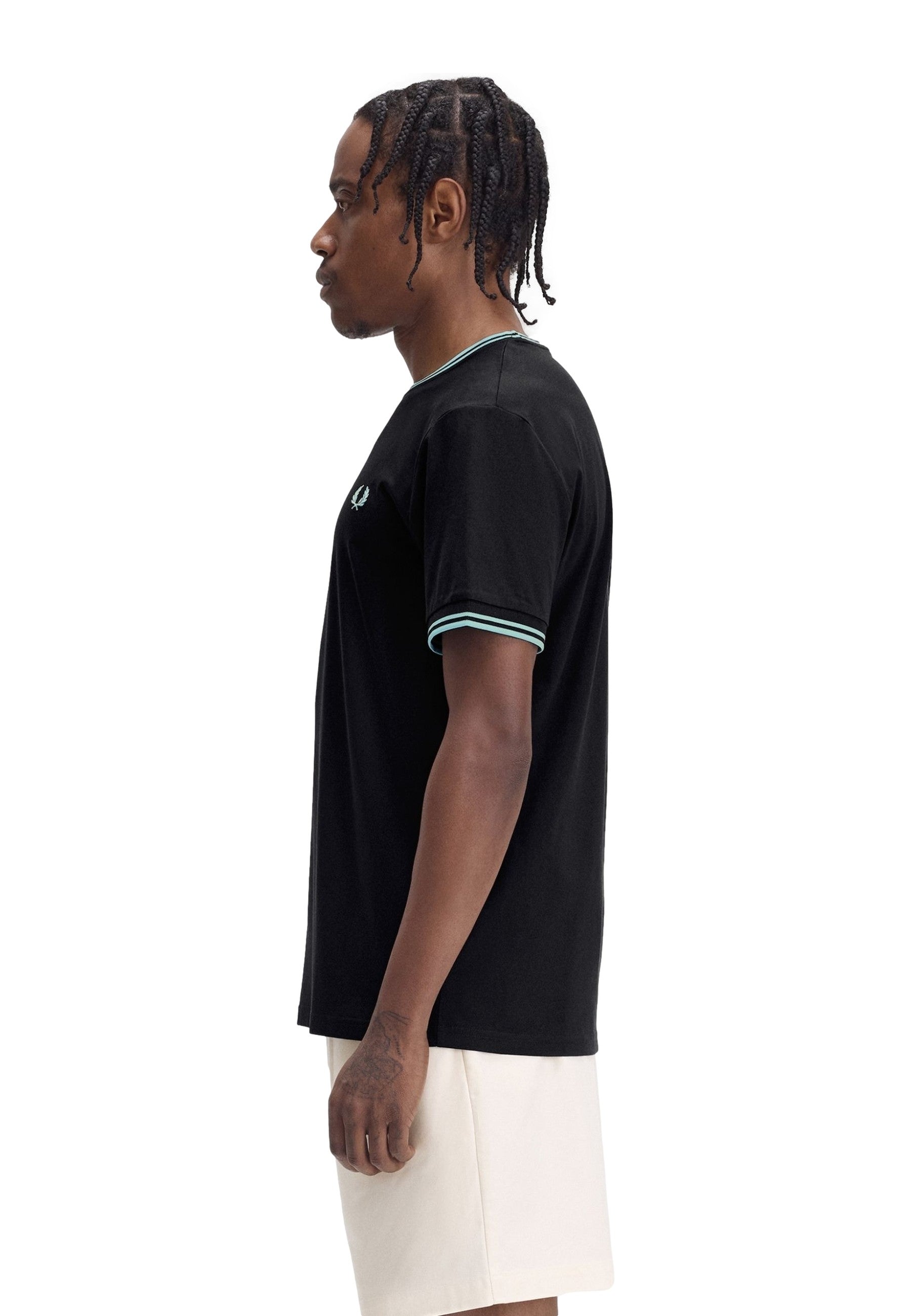 CAMISETA FRED PERRY NEGRA/AZUL RIBETED NECK TEE