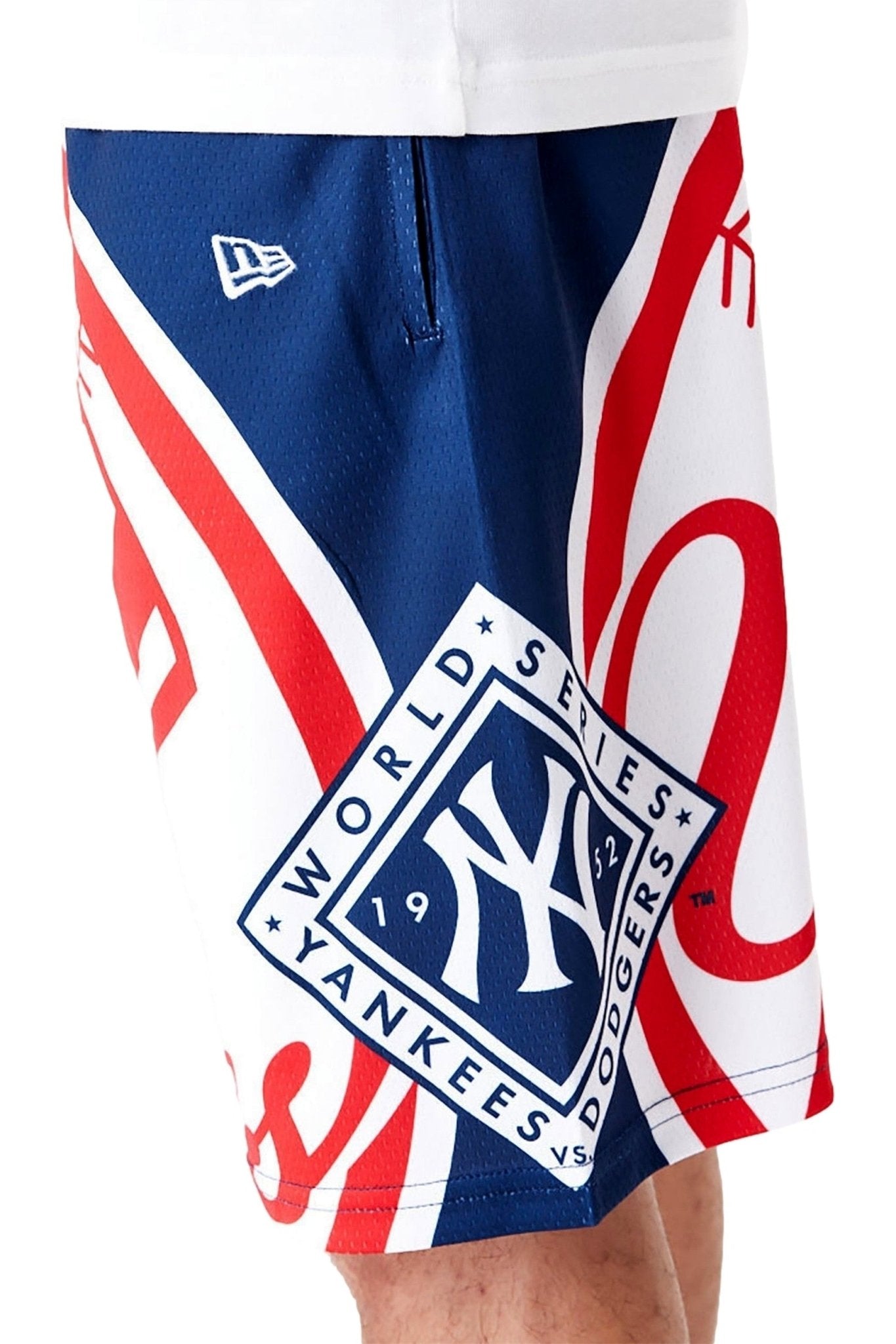 BERMUDA NEW ERA BLANCA YANKEES MLB LARGE LOGO SHORT NEYYAN - AREA ZERO