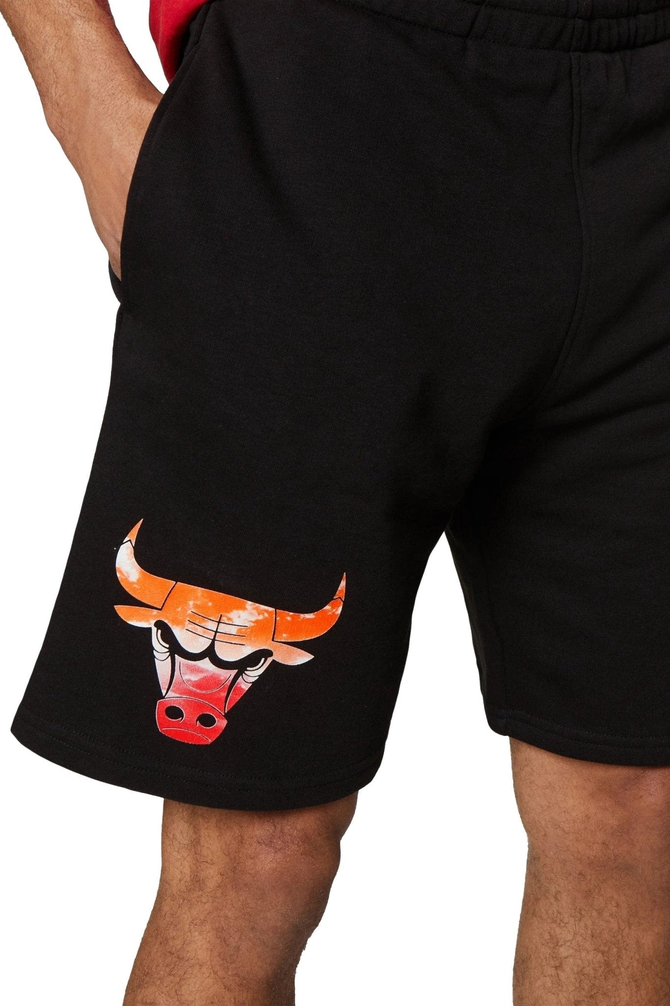 BERMUDA NEW ERA NEGRO BULLS SKI PRINT CHIBUL SHORT - AREA ZERO