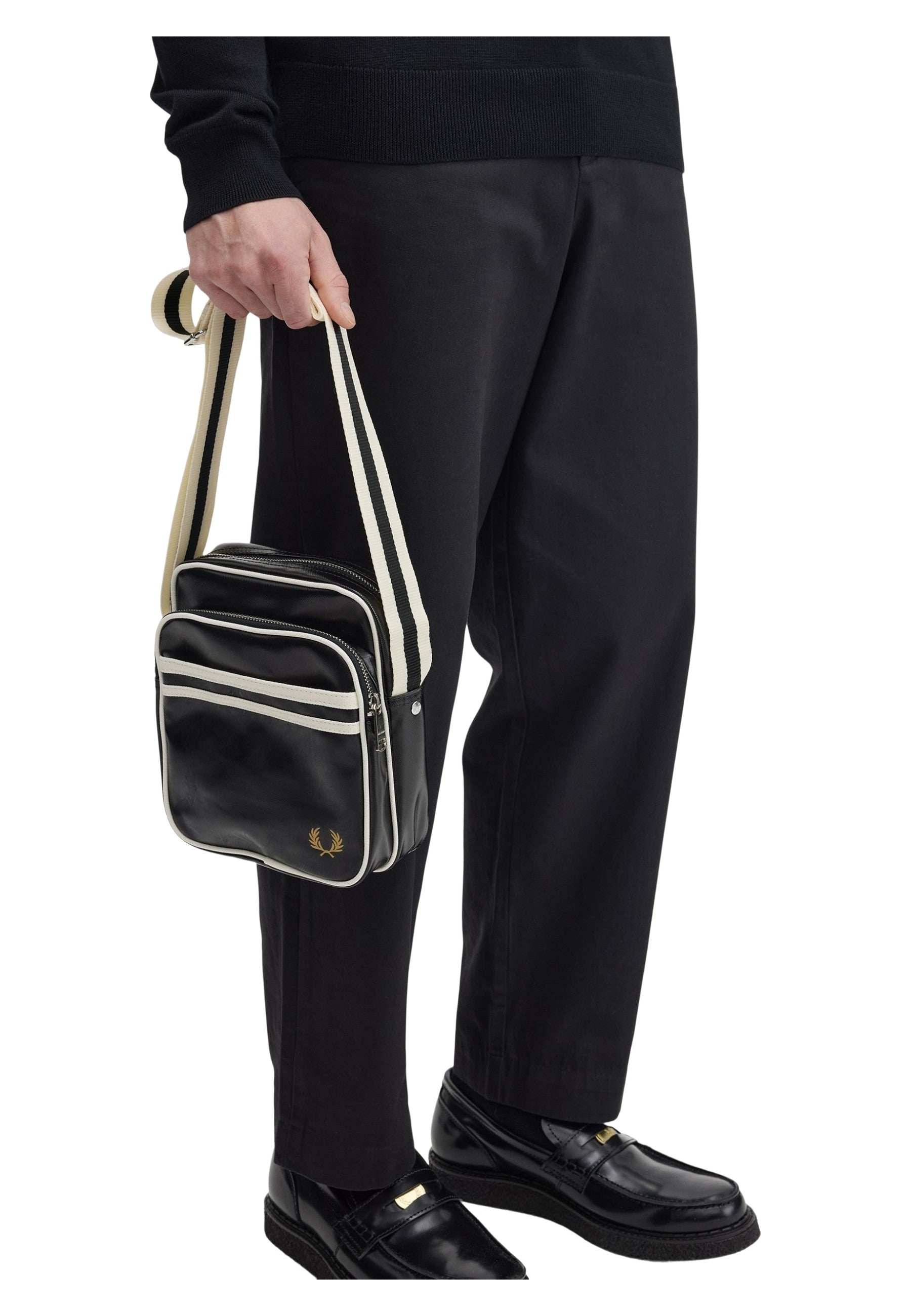 BOLSO FRED PERRY NEGRO CLASSIC SIDE BAG