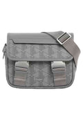 BOLSO LACOSTE GRIS MONOGRAM THE BLEND FLAP MESSENGER BAG