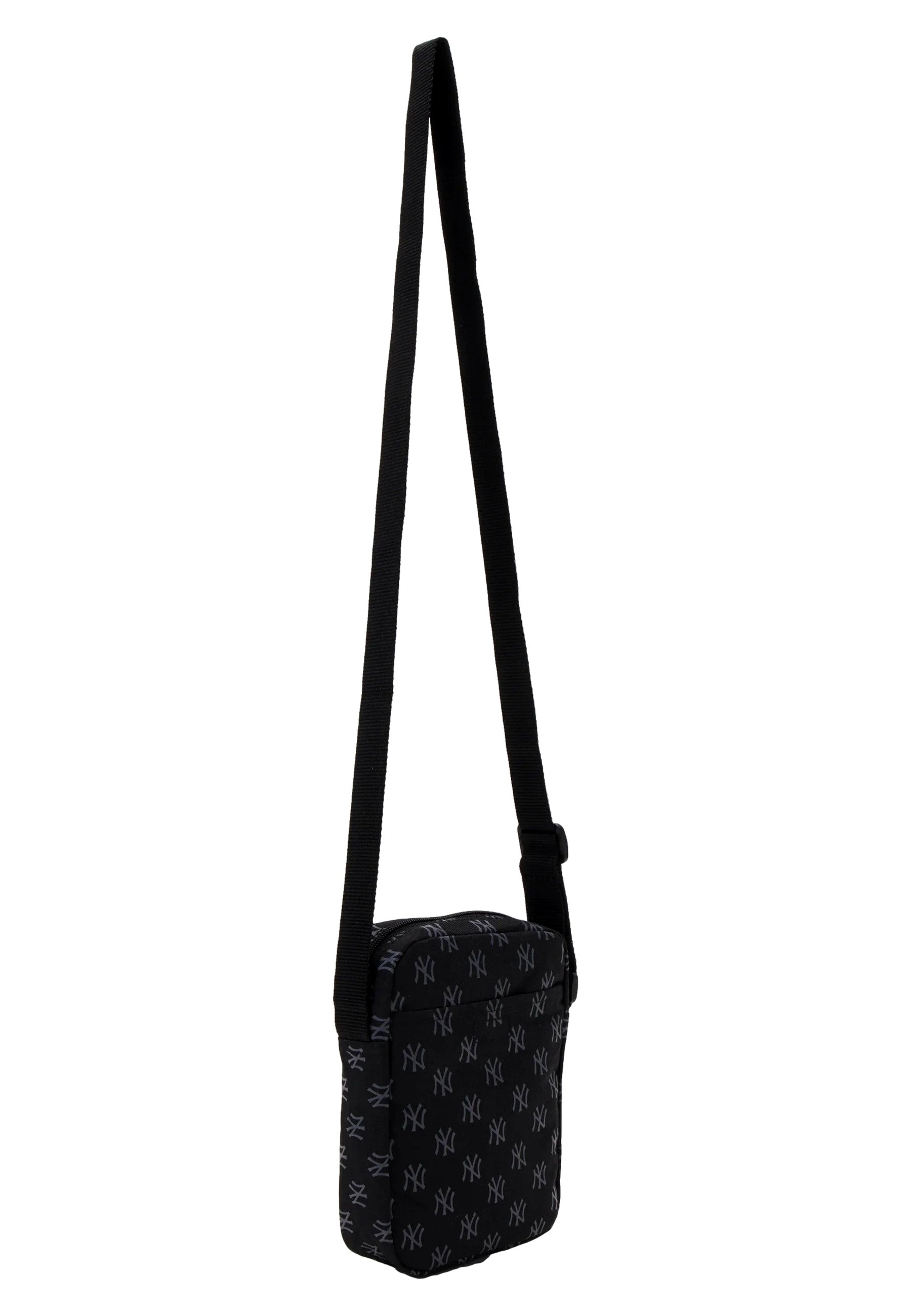 BOLSO NEW ERA NEGRO YANKEES MONOGRAM SIDE BAG NEYYAN