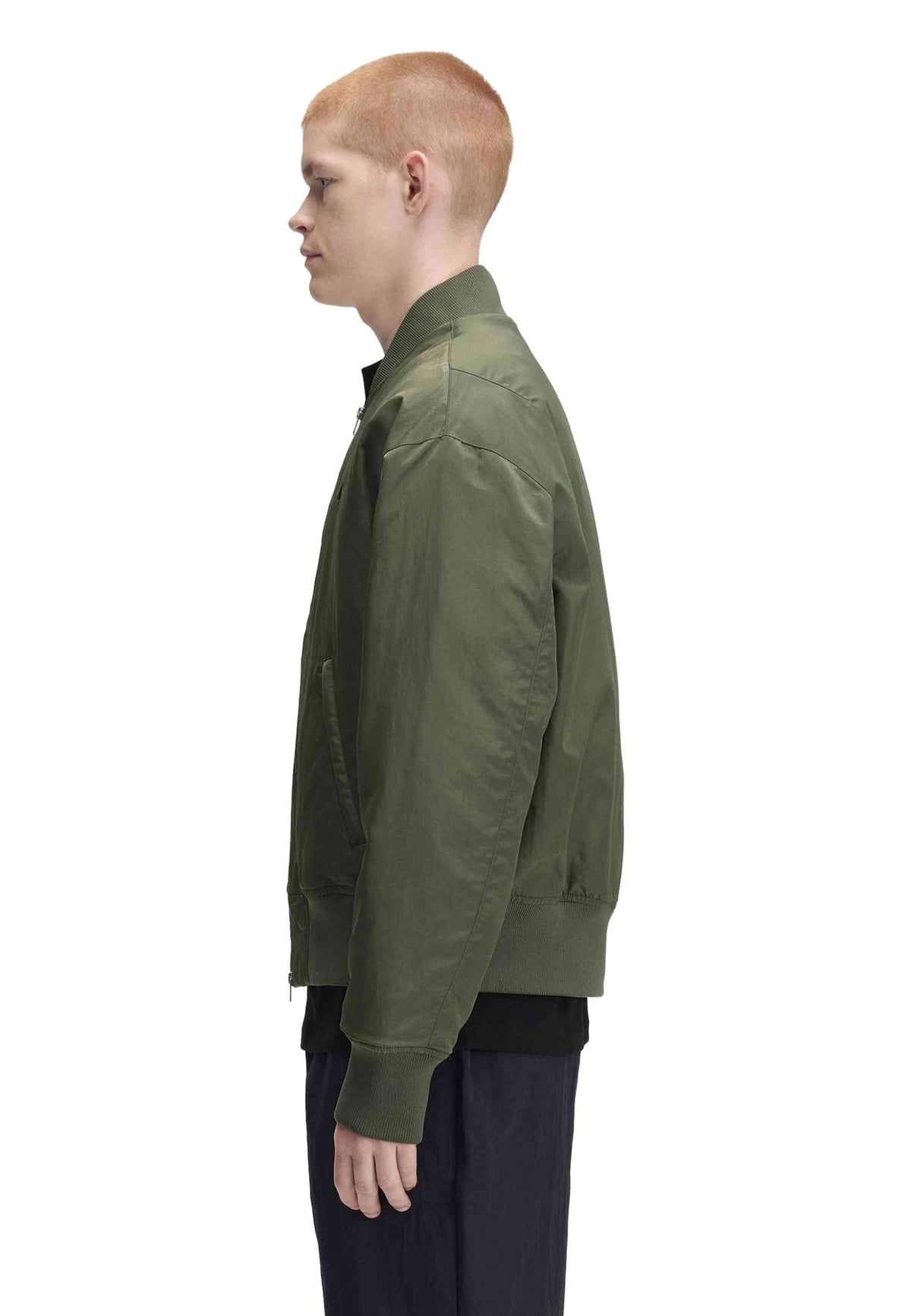 BOMBER FRED PERRY VERDE QUILTED TENNIS BOMBER JACKET