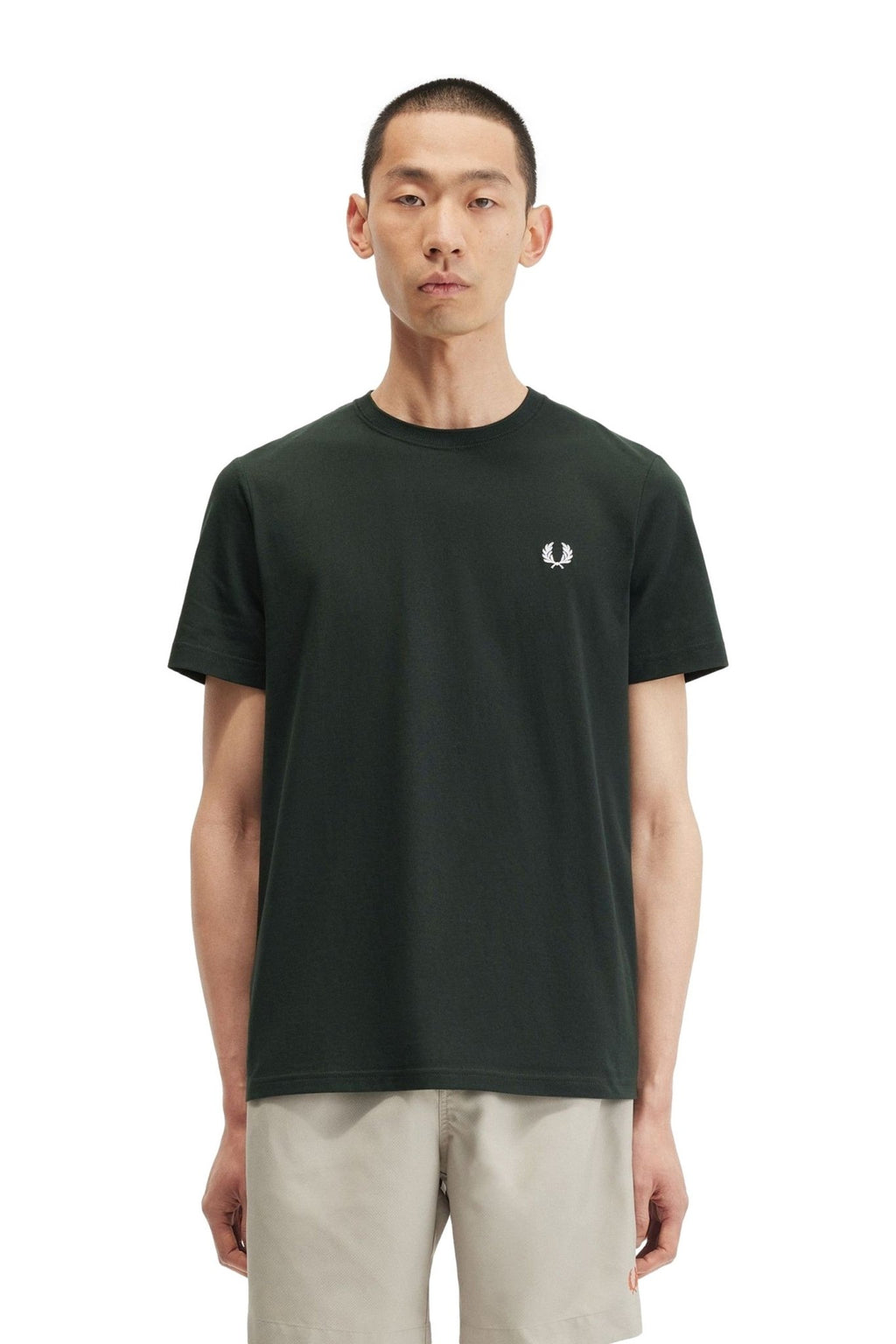 CAMIISETA FRED PERRY VERDE EMBROILED LOGO TEE - AREA ZERO