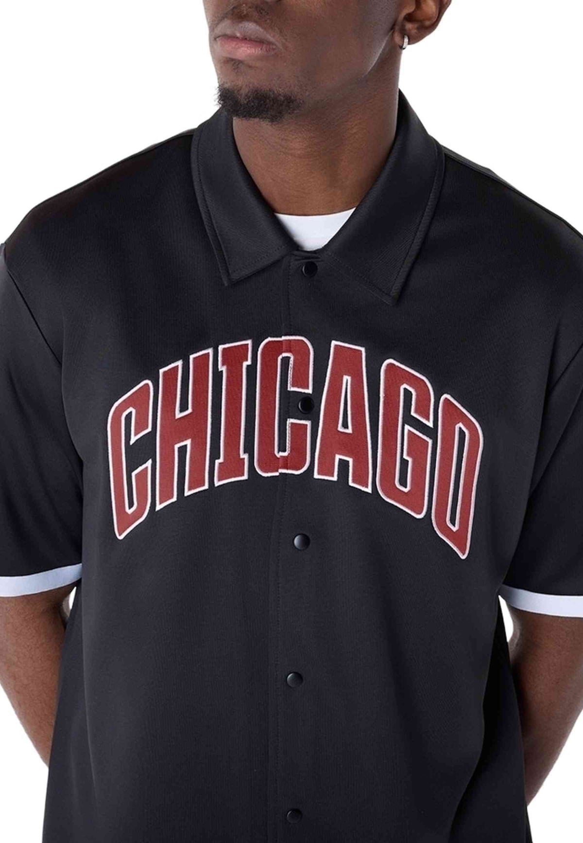 CAMISA NEW ERA NEGRA CHICAGO BULLS SNAP BUTTON SHIRT