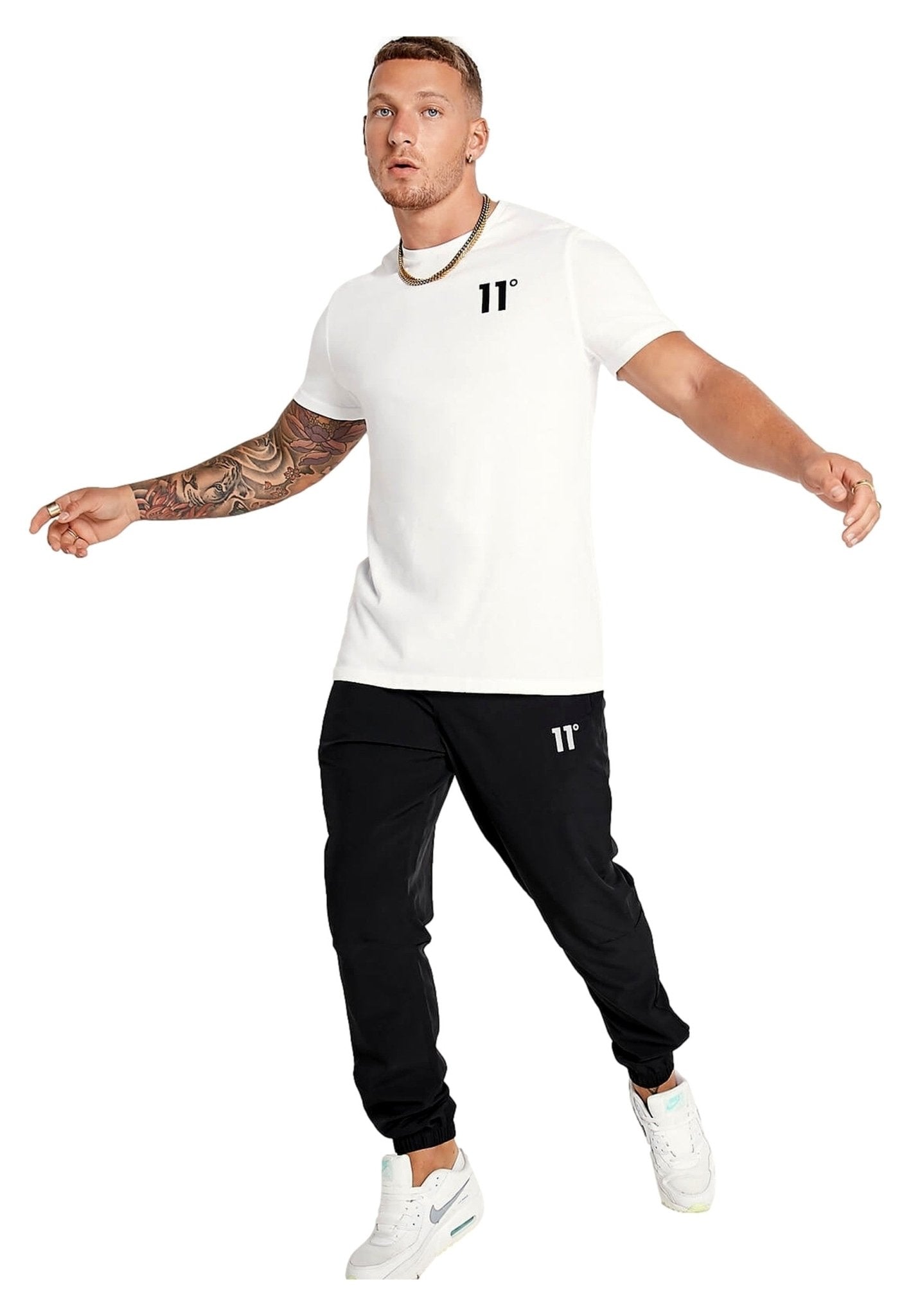 CAMISETA 11 DEGREES BLANCA LOGO ESTAMPADO PECHO MANGA CORTA - AREA ZERO