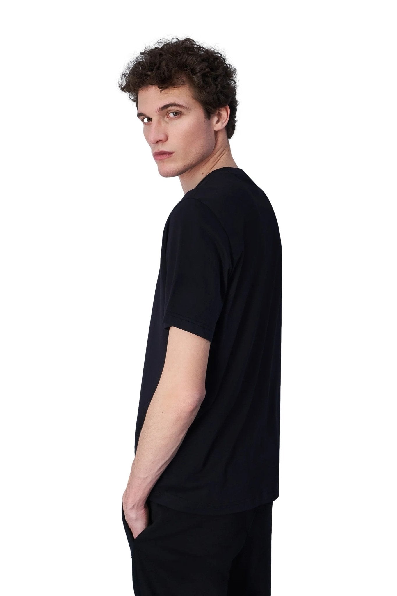 CAMISETA CHAMPION NEGRA LEGACY BIG PRINTED LOGO TEE - AREA ZERO