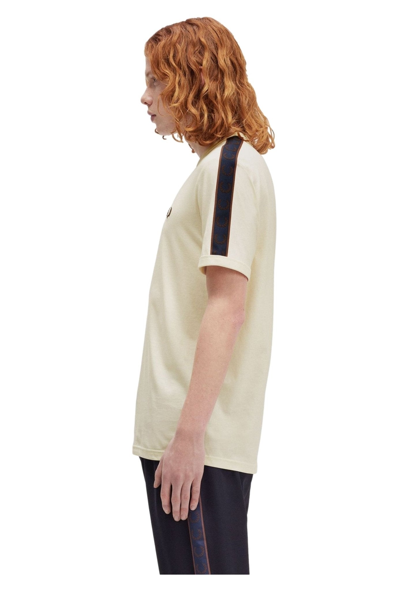 CAMISETA FRED PERRY BEIGE CONTRAST TAPE RINGER TEE - AREA ZERO