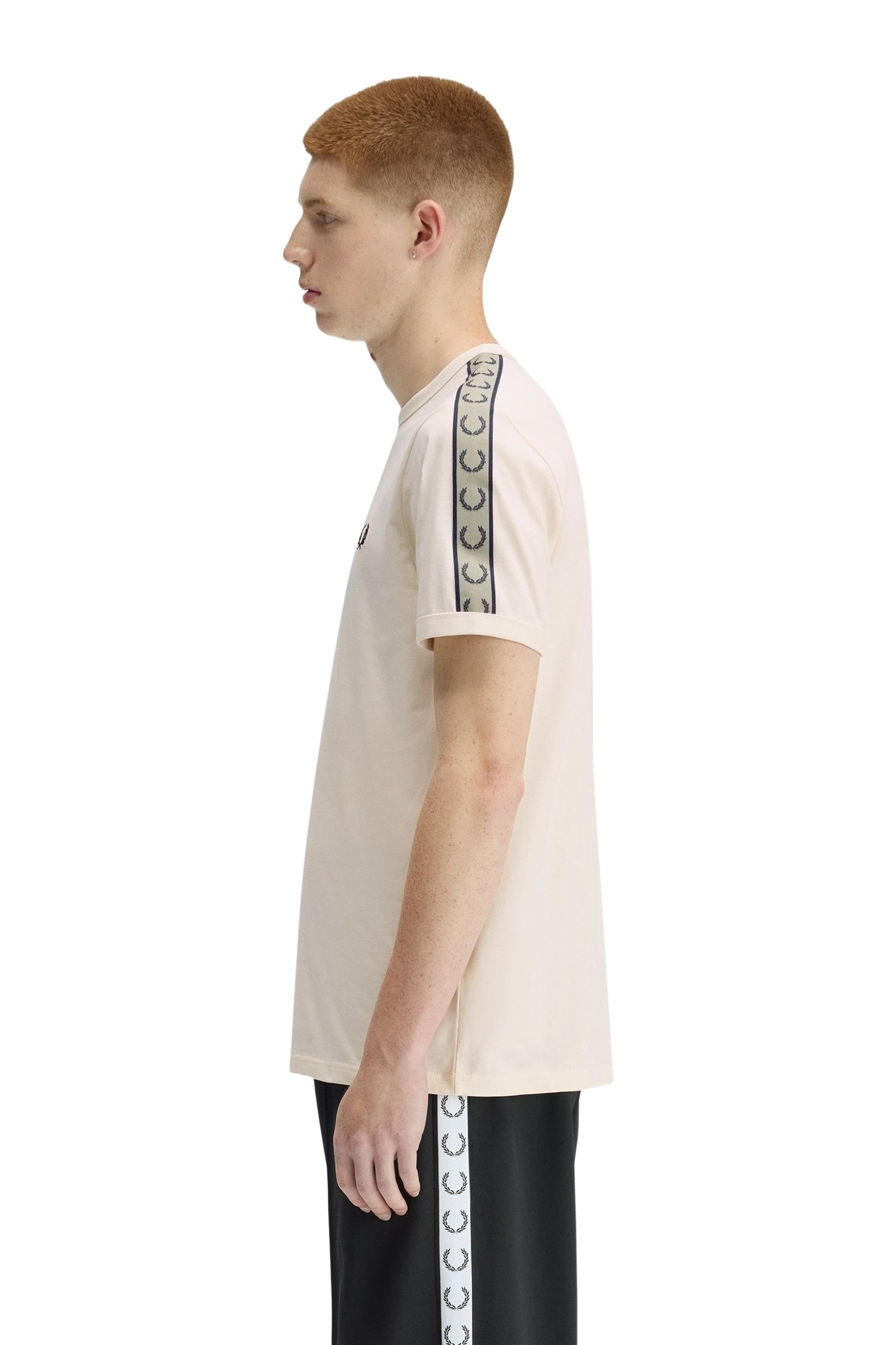 CAMISETA FRED PERRY ROSA CONTRAST TAPE RINGER TEE