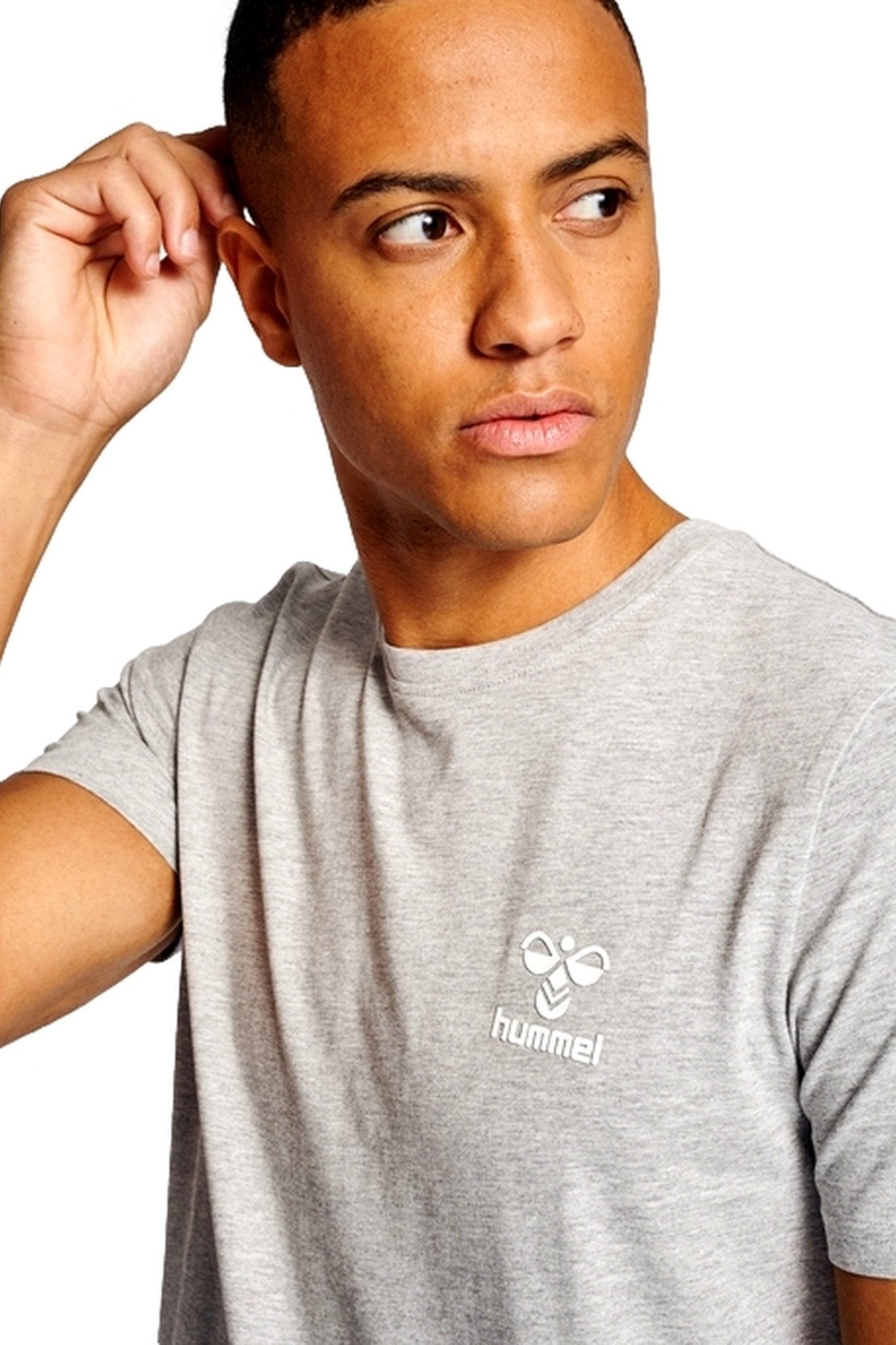 CAMISETA HUMMEL GRIS ICONS TEE - AREA ZERO