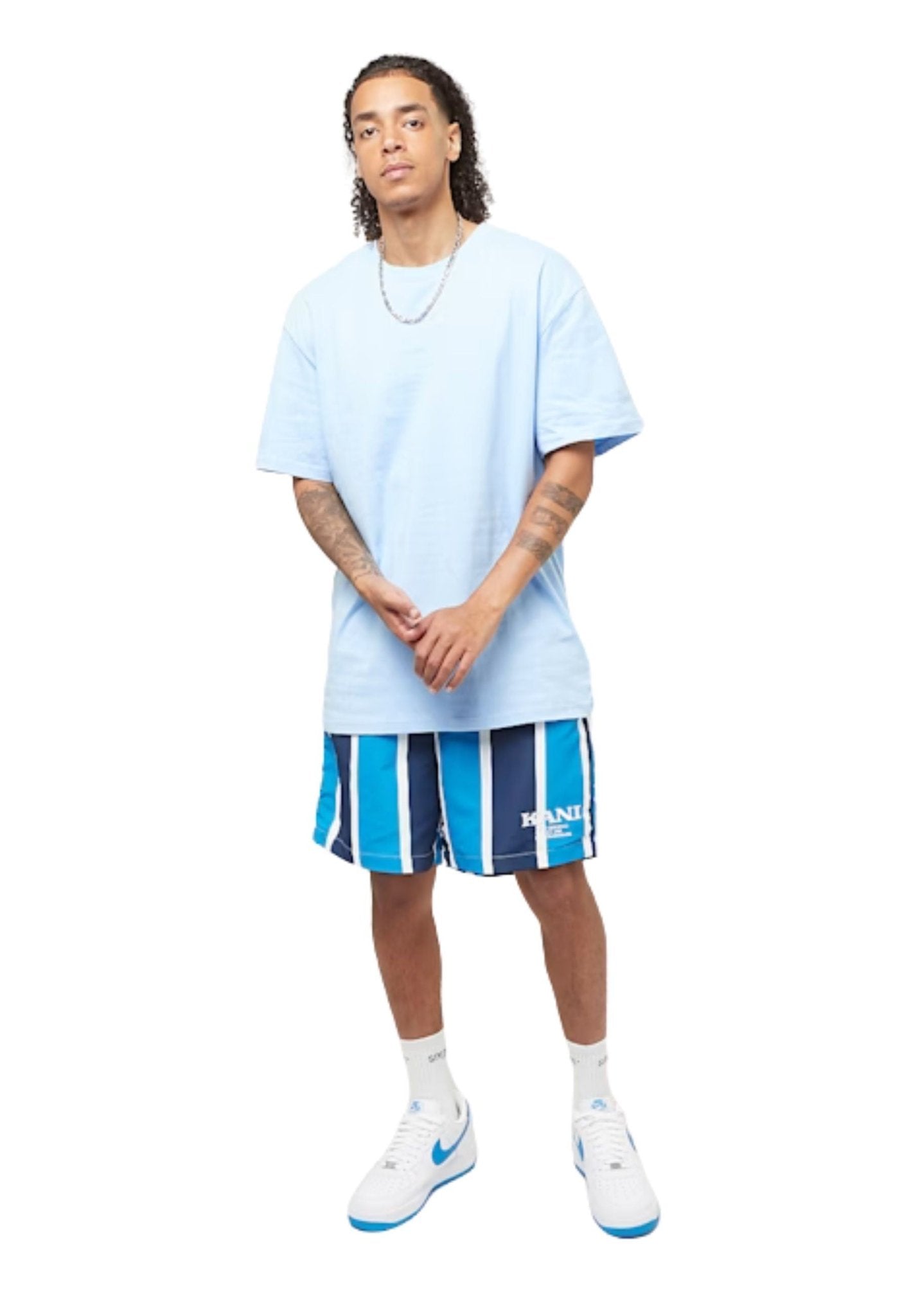 CAMISETA KARL KANI CELESTE SMALL SIGNATURE TONED LOGO TEE - AREA ZERO