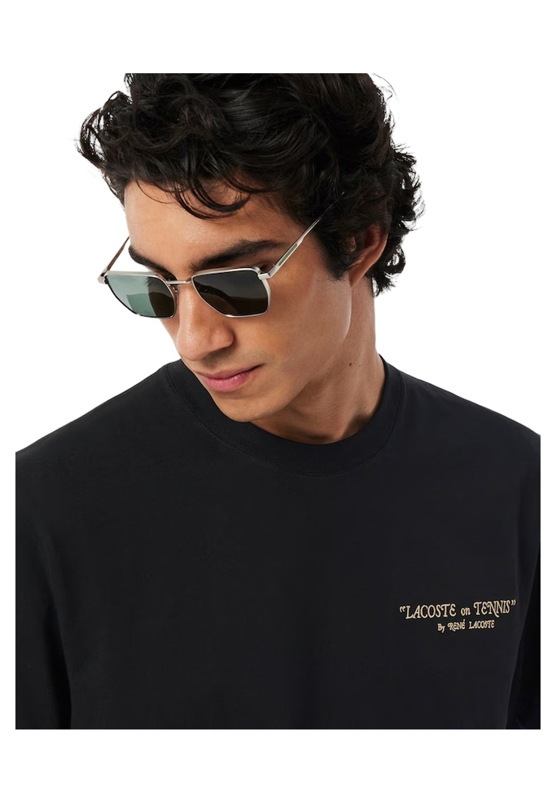 CAMISETA LACOSTE NEGRA BACK EMBROIDERED RACKET TEE