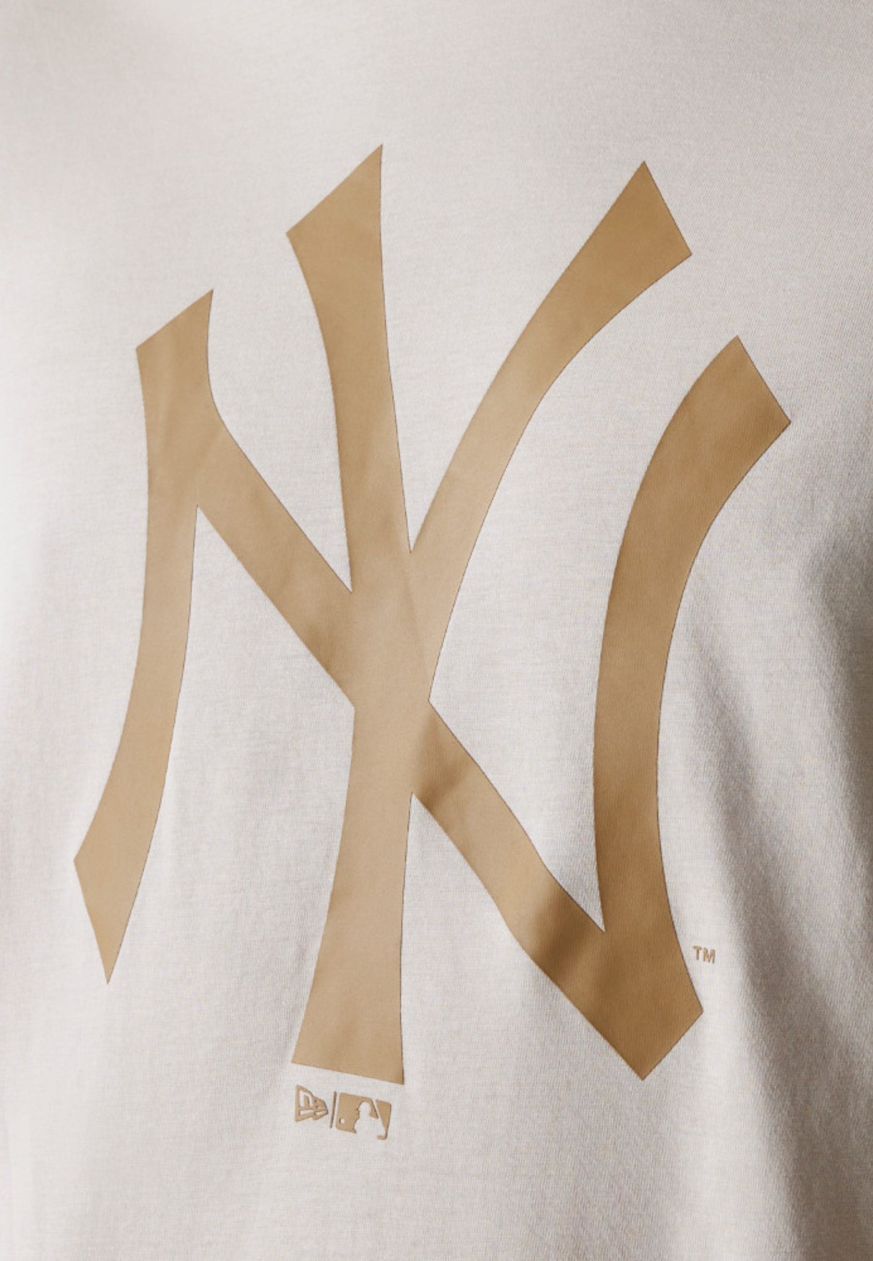 CAMISETA NEW ERA BEIGE YANKEES NOS MBL REGULAR TEE NEYYAN