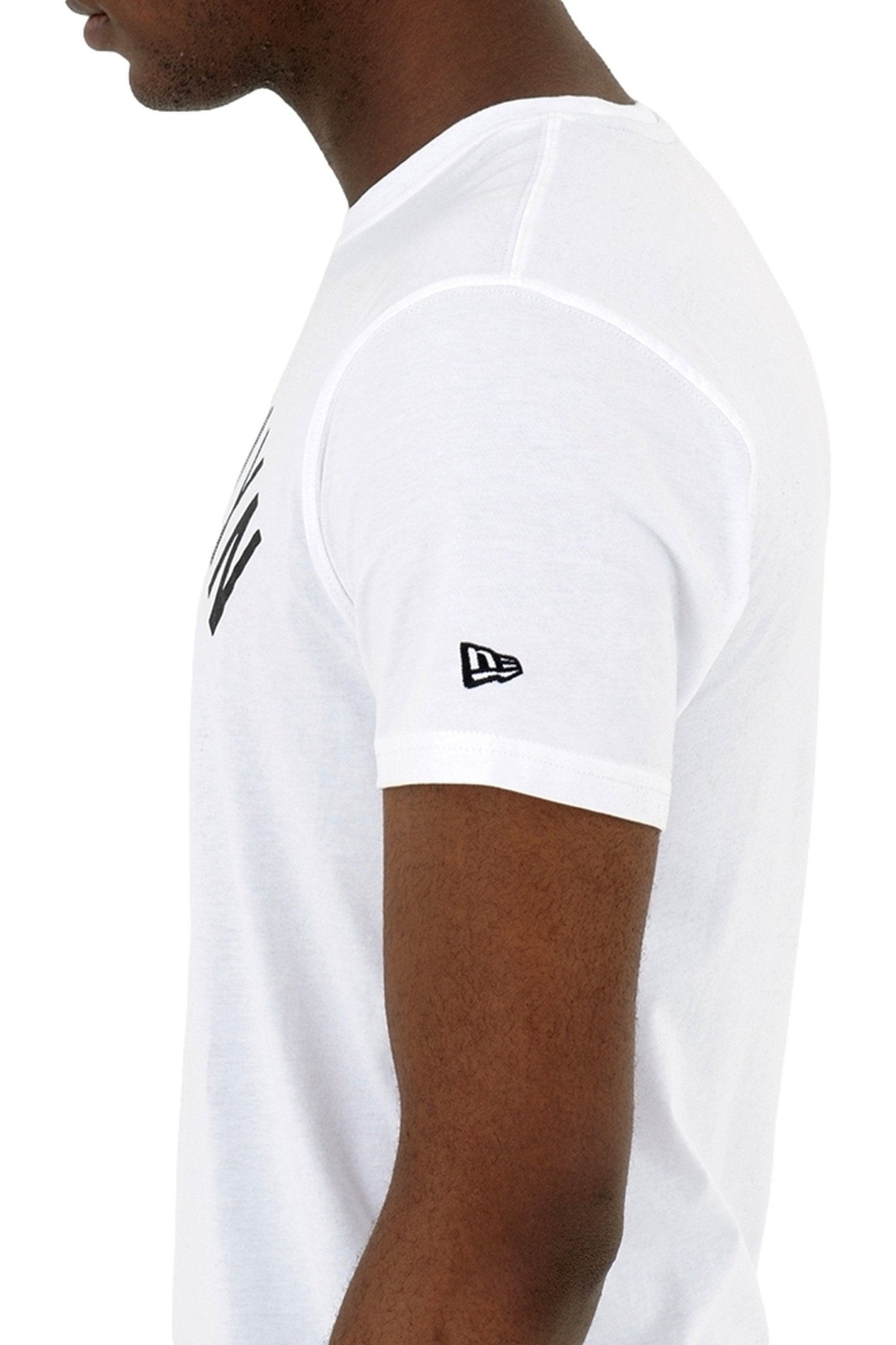 CAMISETA NEW ERA BLANCA TEAM LOGO TEE BRONET - AREA ZERO