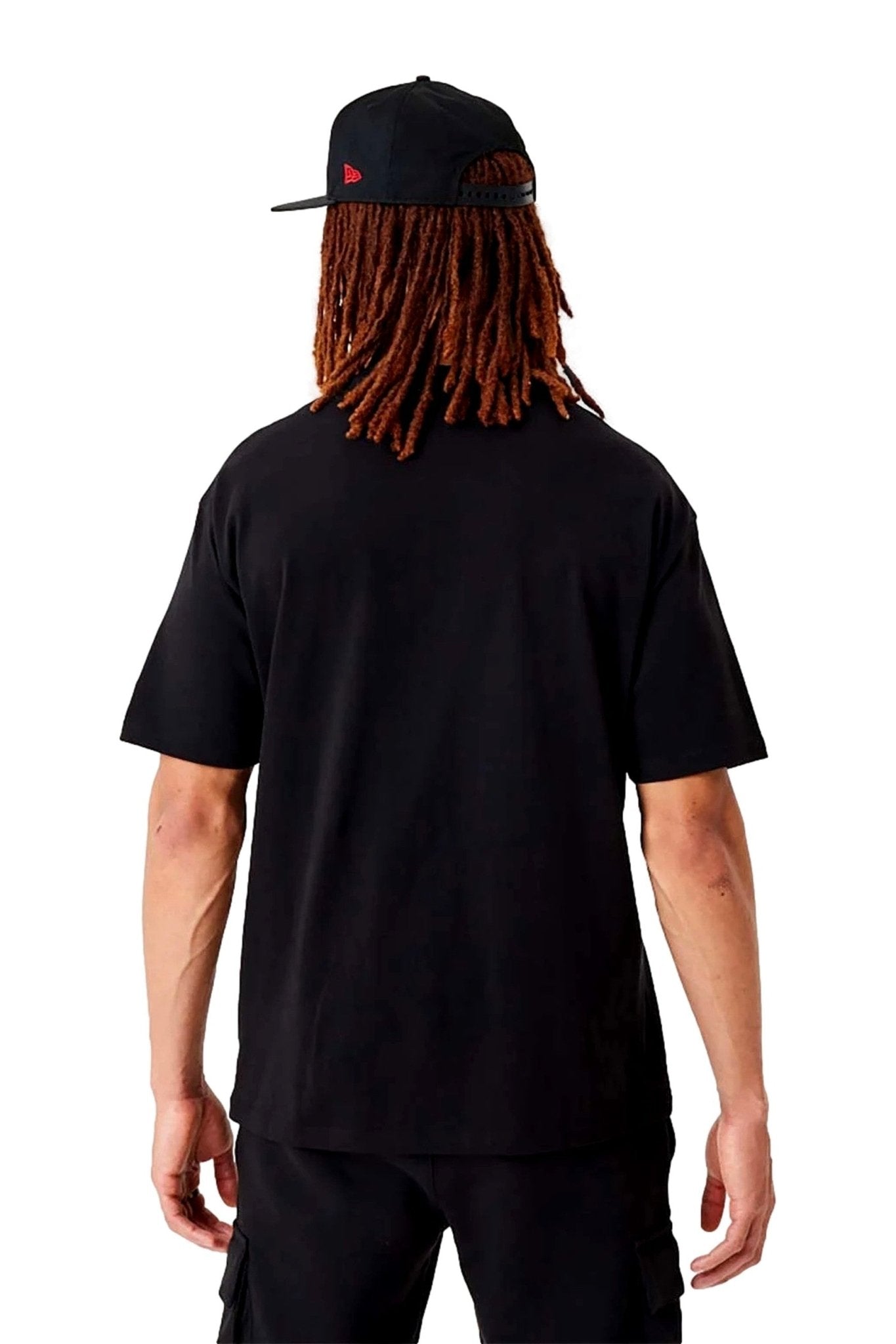 CAMISETA NEW ERA NEGRA BULLS NBA LARGE TEAM LOGO OVERSIZED TEE - AREA ZERO