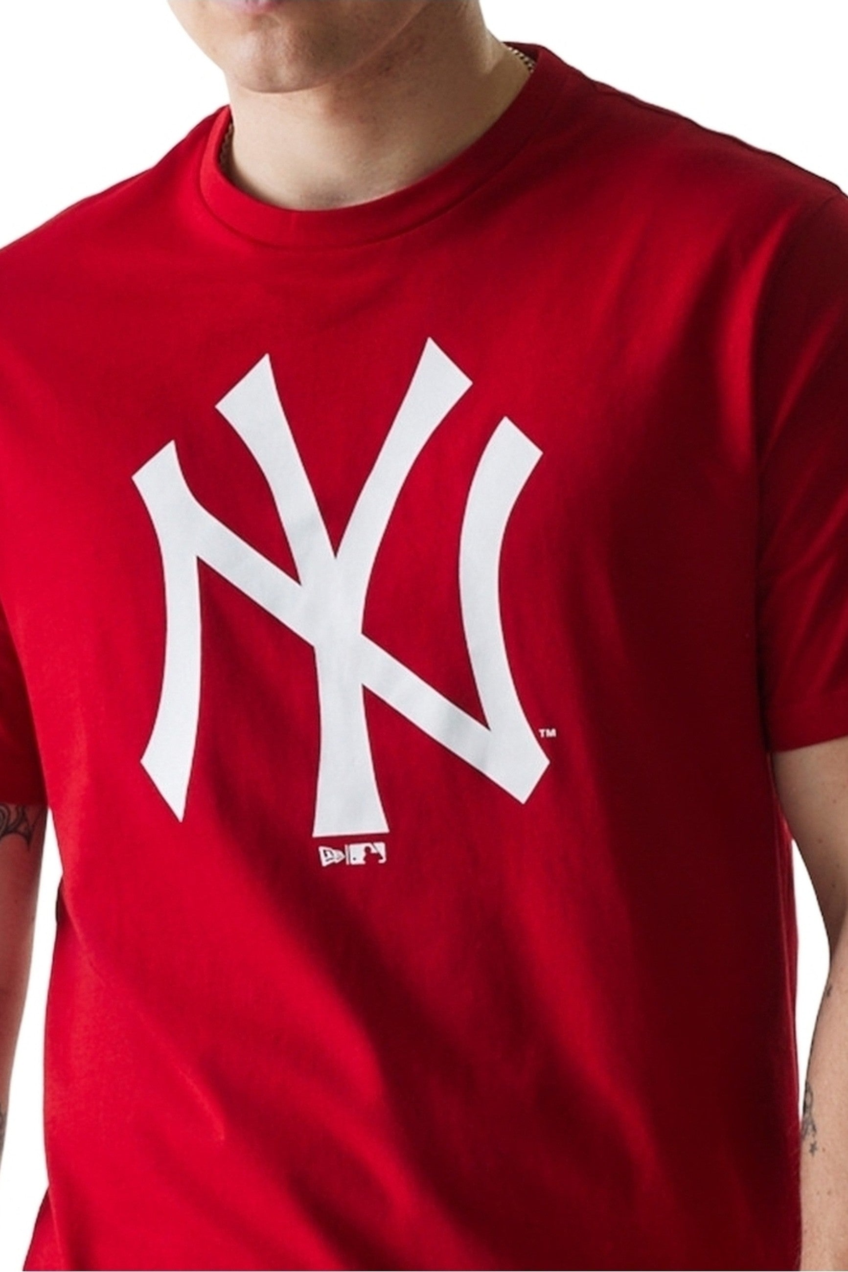 CAMISETA NEW ERA ROJA YANKEES NOS MLB REGULAR TEE NEYYAN