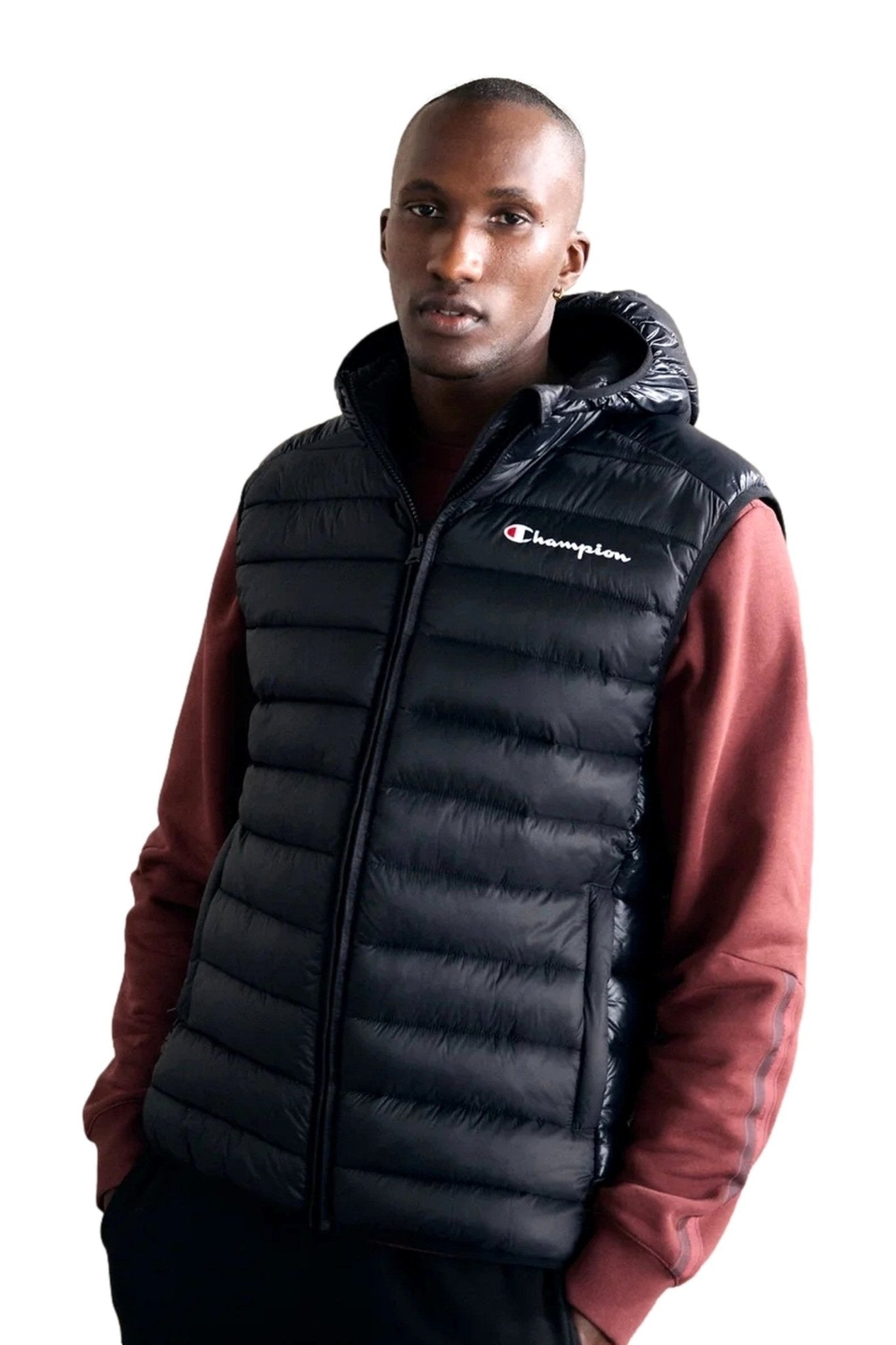 CHALECO CHAMPION NEGRO SMALL LOGO POLYFILLED VEST - AREA ZERO
