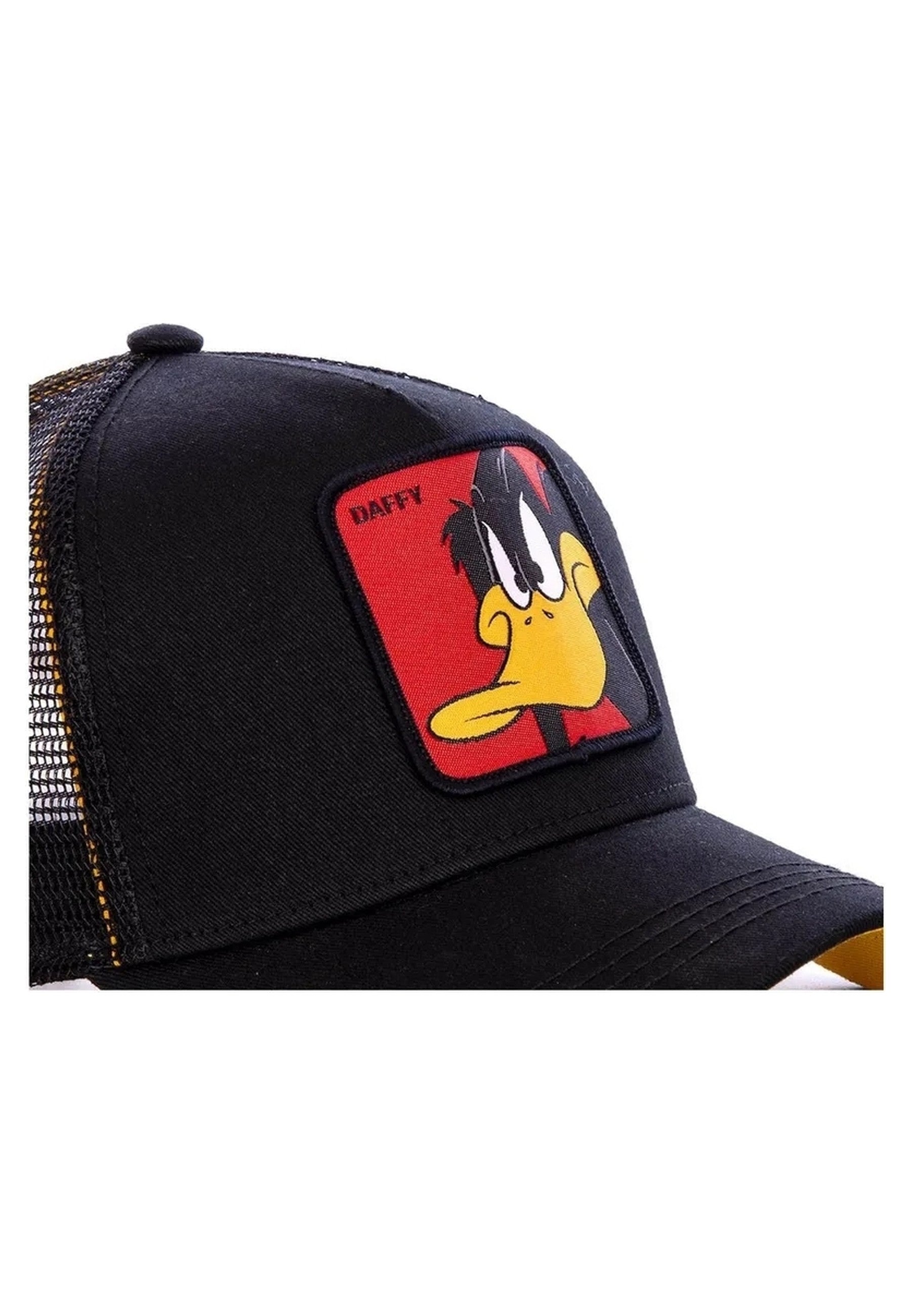 GORRA CAPSLAB NEGRA PATO LUCAS BORDADO FRENTE TRUCKER VISERA CURVA