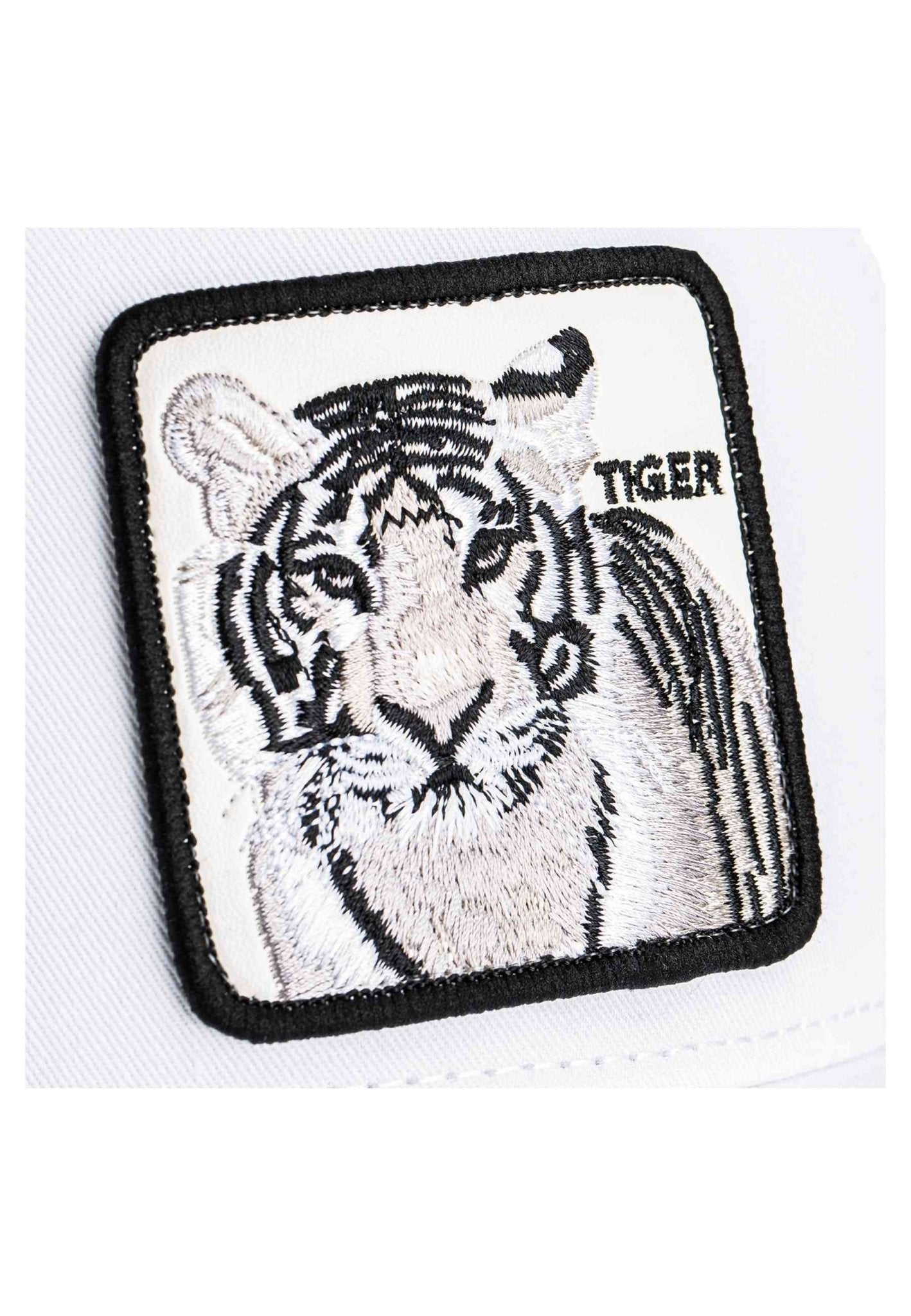 GORRA GOORIN BROS BLANCA TIGRE THE KILLER TIGER - AREA ZERO