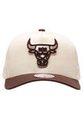 GORRA MITCHELL & NESS CRUDA CHICAGO BULLS BROWN & CREAM PRO SNAPBACK