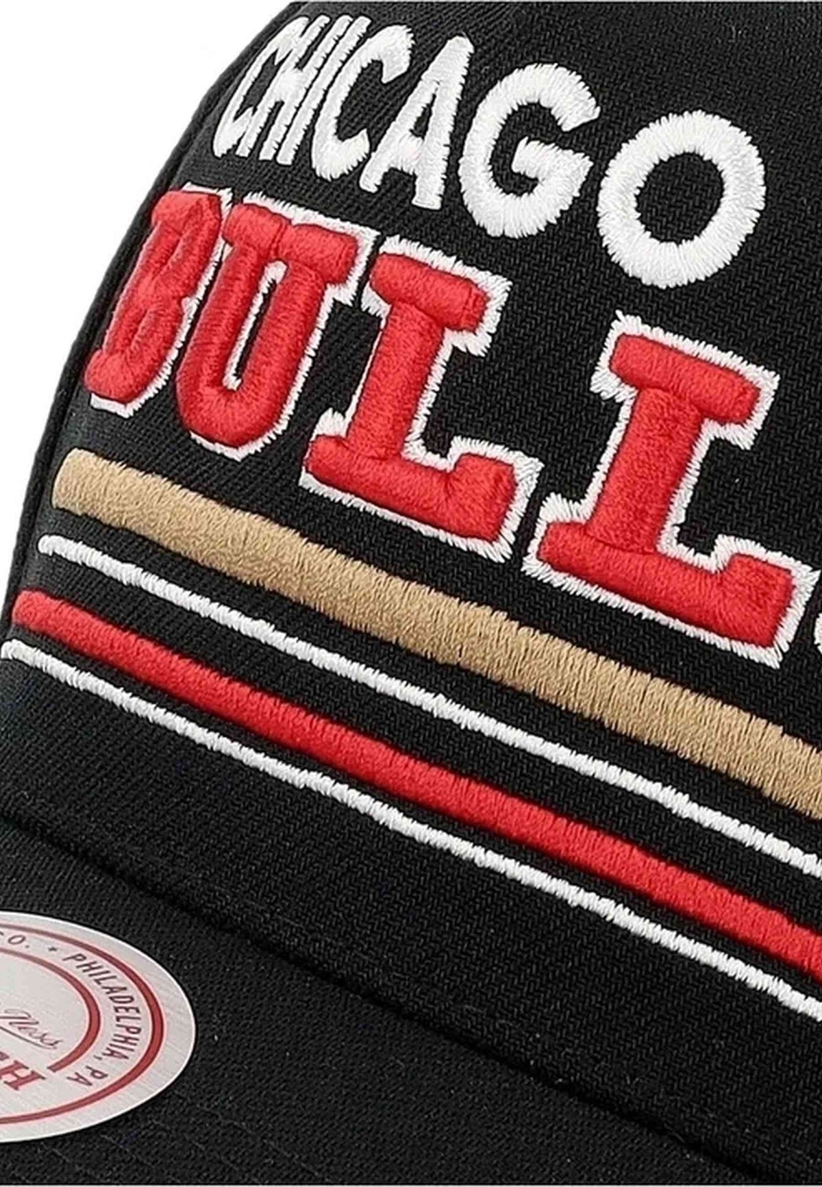 GORRA MITCHELL & NESS NEGRA CHICAGO BULLS TRIPLE CHECK PRO SNAPBACK