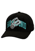 GORRA MITCHELL & NESS SAN ANTONIO SPURS NBA ARCH STAMP CORD SNAPBACK NEGRA