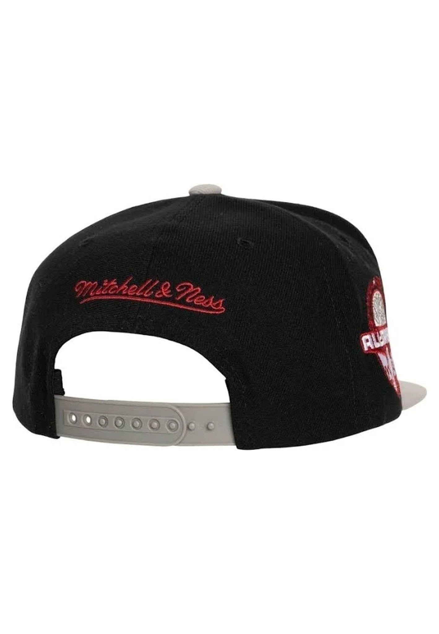 GORRA MITCHELL & NESS NEGRA BULLS CORE I SNAPBACK - AREA ZERO