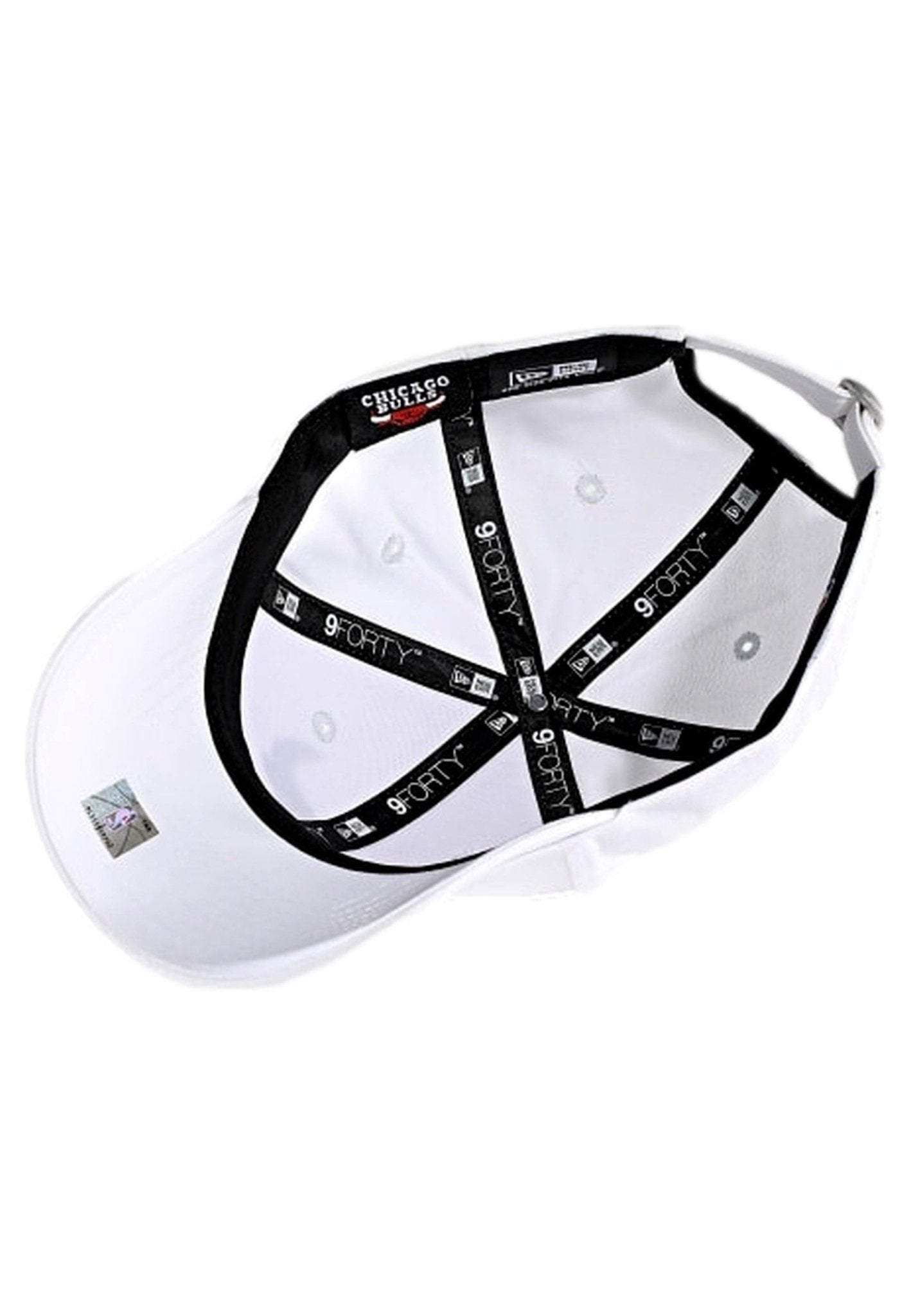 GORRA NEW ERA BLANCA BULLS NBA ESSENTIAL 9FORTY CHIBUL WHIWHI - AREA ZERO
