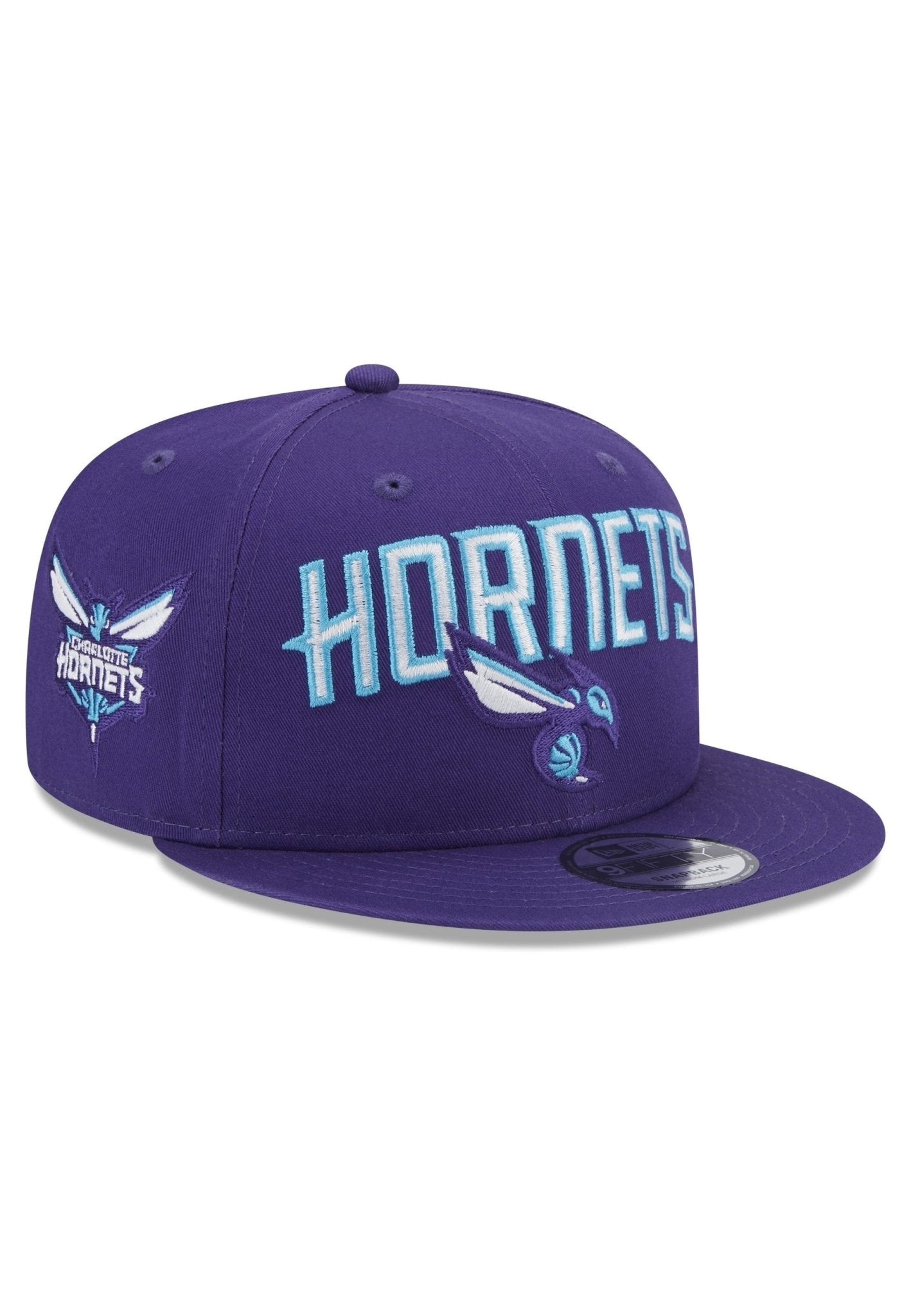 GORRA NEW ERA MORADA HORNETS NBA PATCH 9FIFTY CHAHOR - AREA ZERO