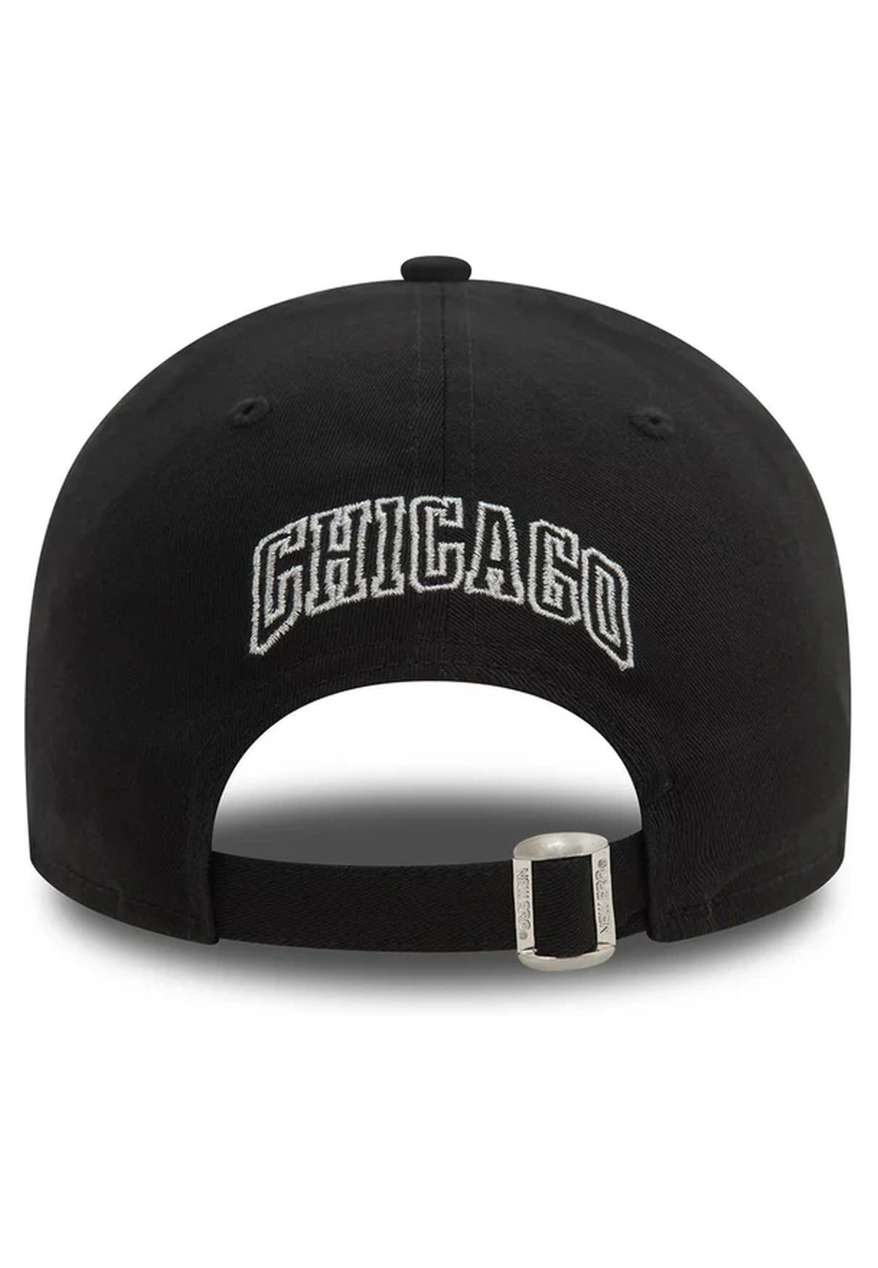 GORRA NEW ERA NEGRA BULLS METALLIC OUTLINE 9FORTY CHIBUL