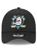 GORRA NEW ERA 9FORTY ANAHEIM DUCKS NHL RETRO NEGRA