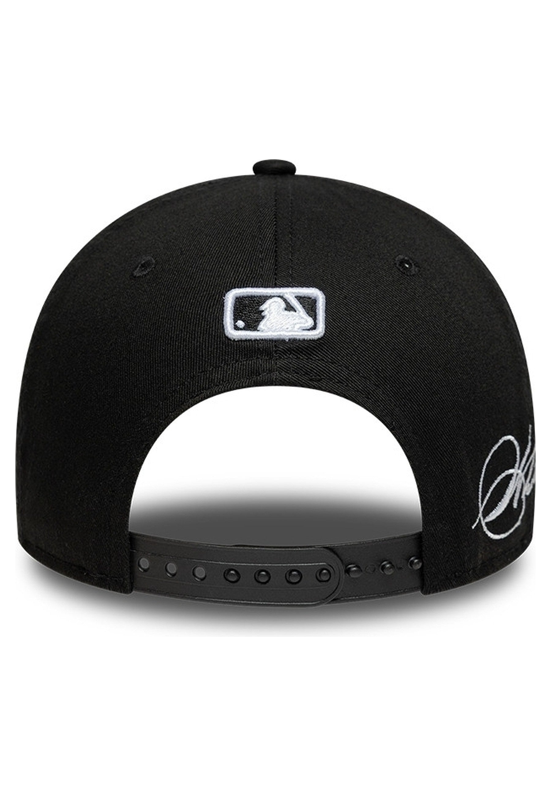 GORRA NEW ERA NEGRA WHITE SOX MLB SIDE SCRIPT 9FORTY MC CHIWHI