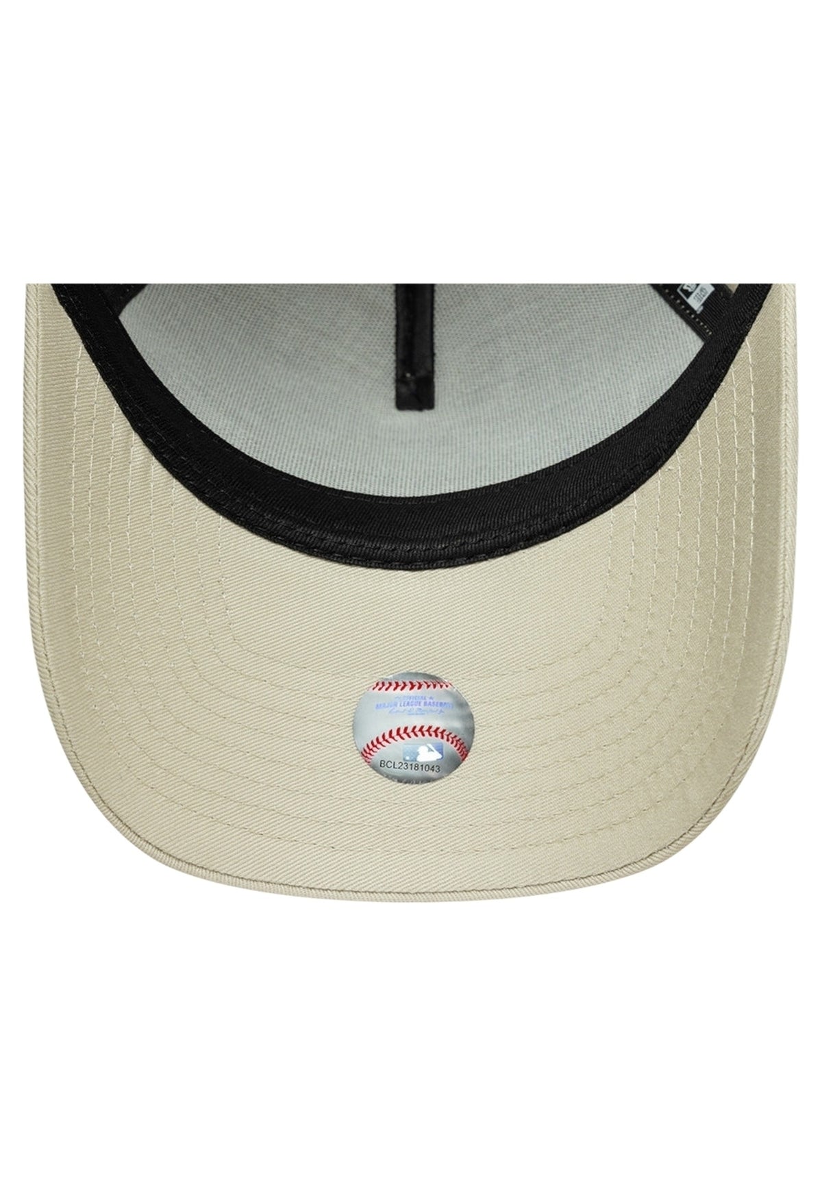 GORRA NEW ERA NEW YORK YANKEES METALLIC OUTLINE EFRAME BEIGE