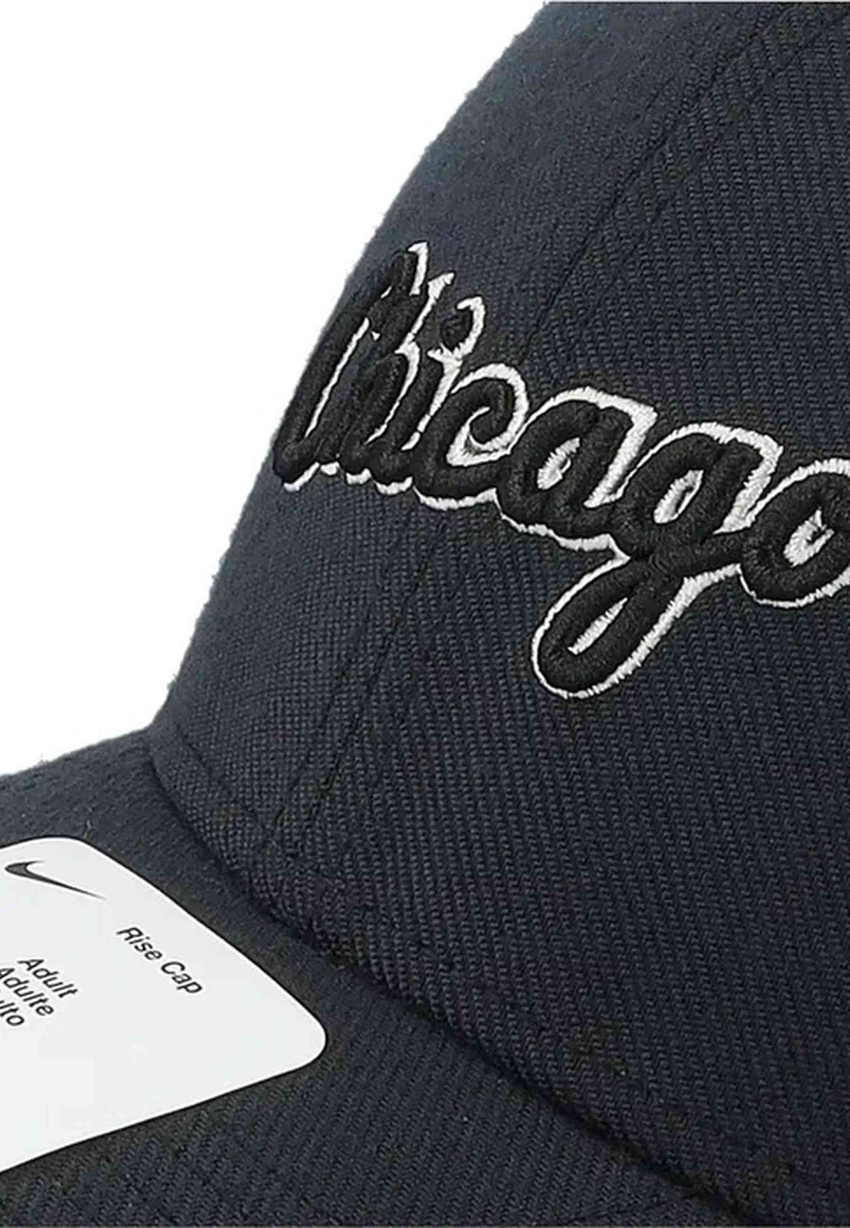 GORRA NIKE NEGRA CHICAGO WHITE SOX DRI FIT RISE STRUCTURED SWOOSHFLEX CAP