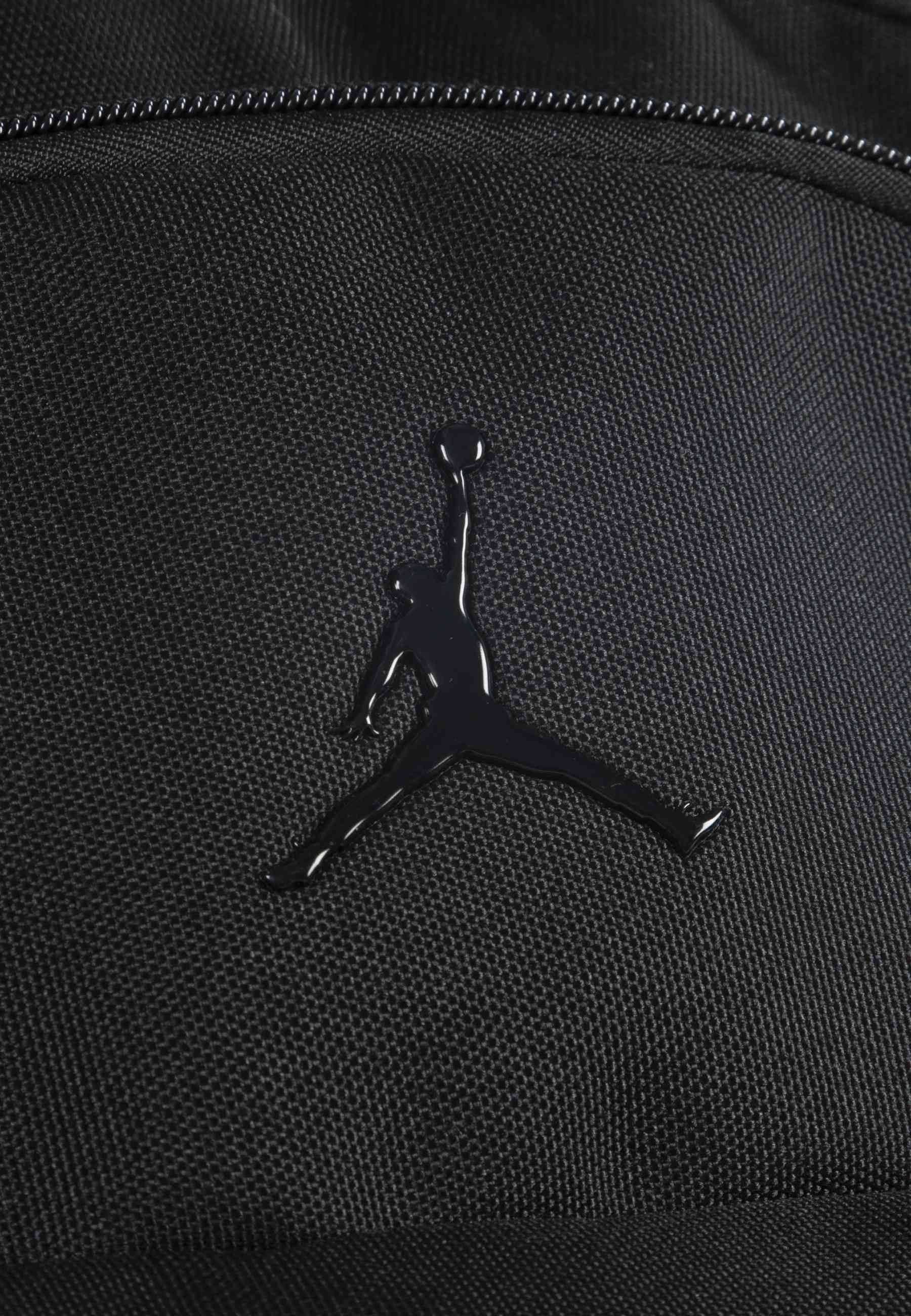 MOCHILA JORDAN NEGRA BLACK ON BLACK JAM AIR PATROL BACKPACK