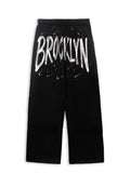 PANTALON NEGRO BROOKLIN BRUSHED SCRIPT JOGGER PANT