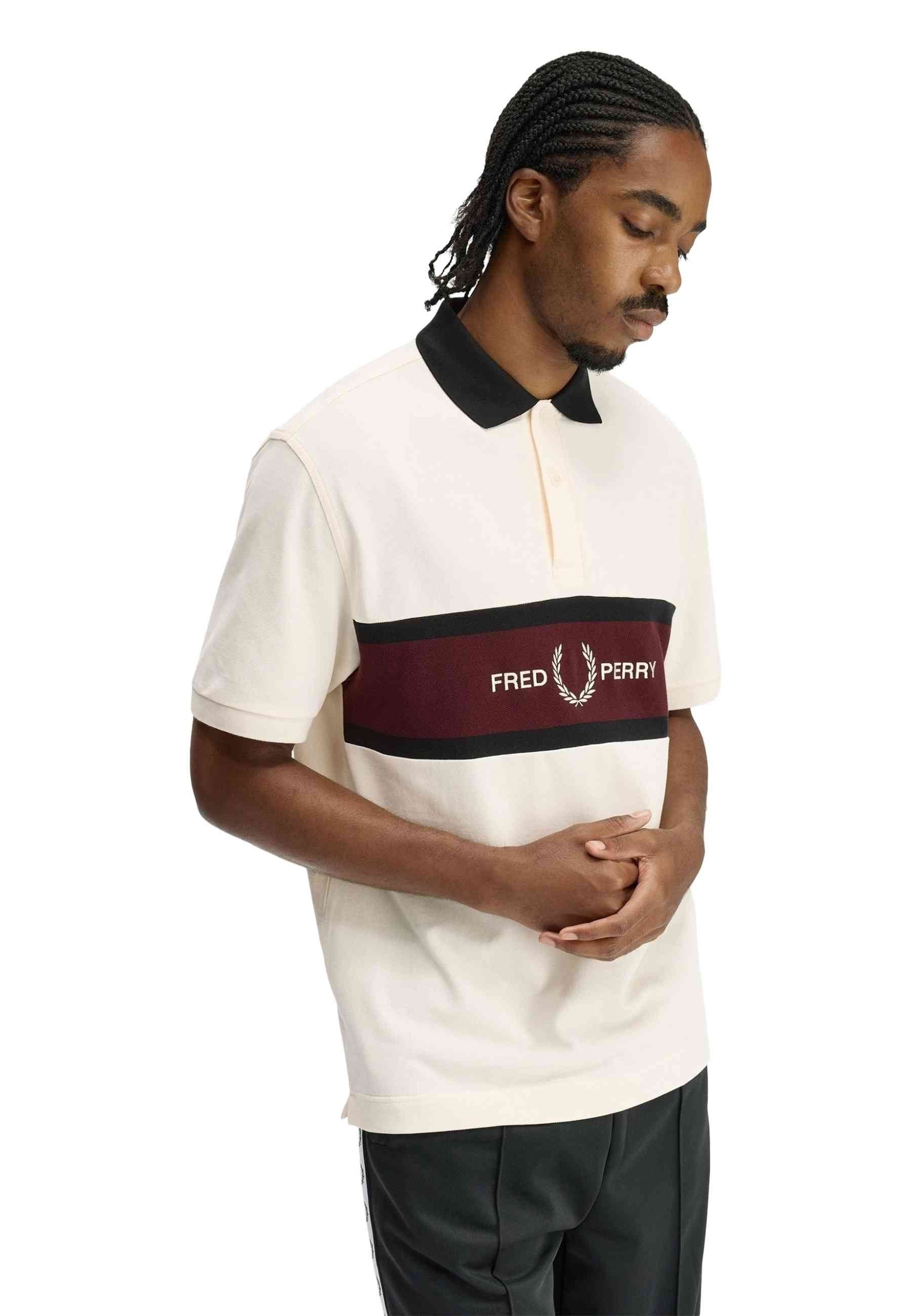 POLO FRED PERRY BEIGE EMBROIDERED PANEL POLO SHIRT