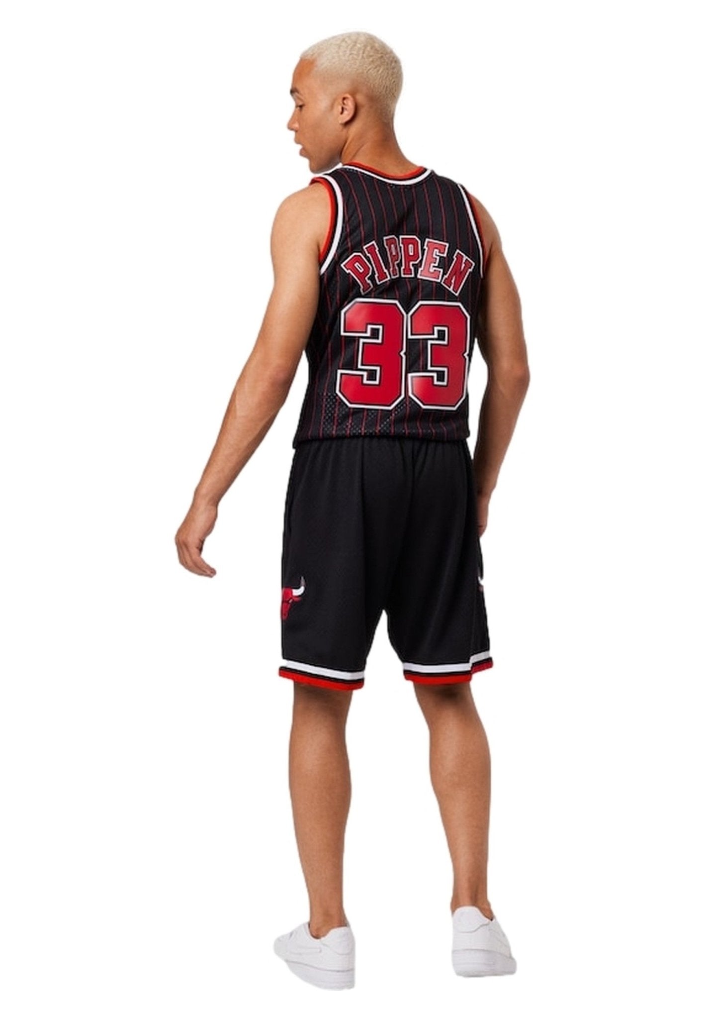 SHORT MITCHELL AND NESS NEGRO LISO SWINGMAN SHORTS - AREA ZERO