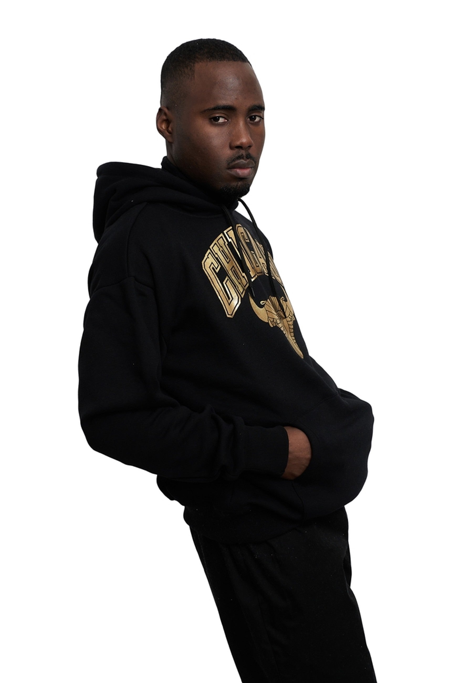 SUDADERA AREA ZERO NEGRA/ORO CHICAGO SNEAKERS GOLDEN FACE HOODIE