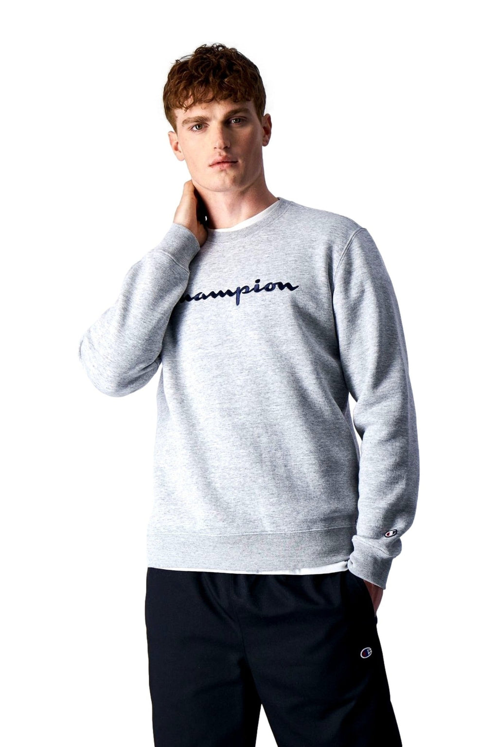 SUDADERA CHAMPION GRIS EMBROIDERED SCRIPT LOGO CREWNECK - AREA ZERO