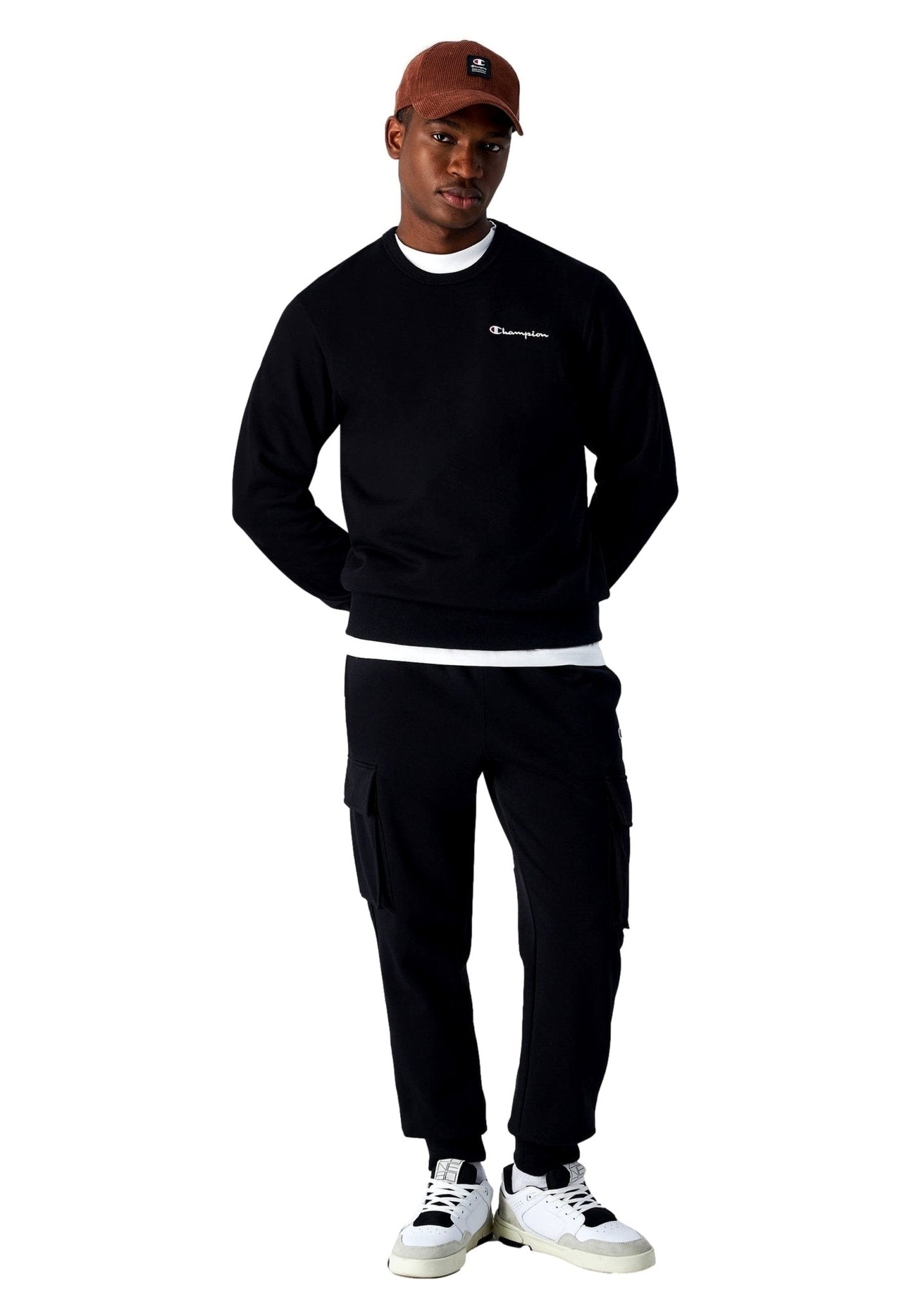 SUDADERA CHAMPION NEGRA SMALL EMBROIDERED LOGO CREWNECK SWEATSHIRT - AREA ZERO