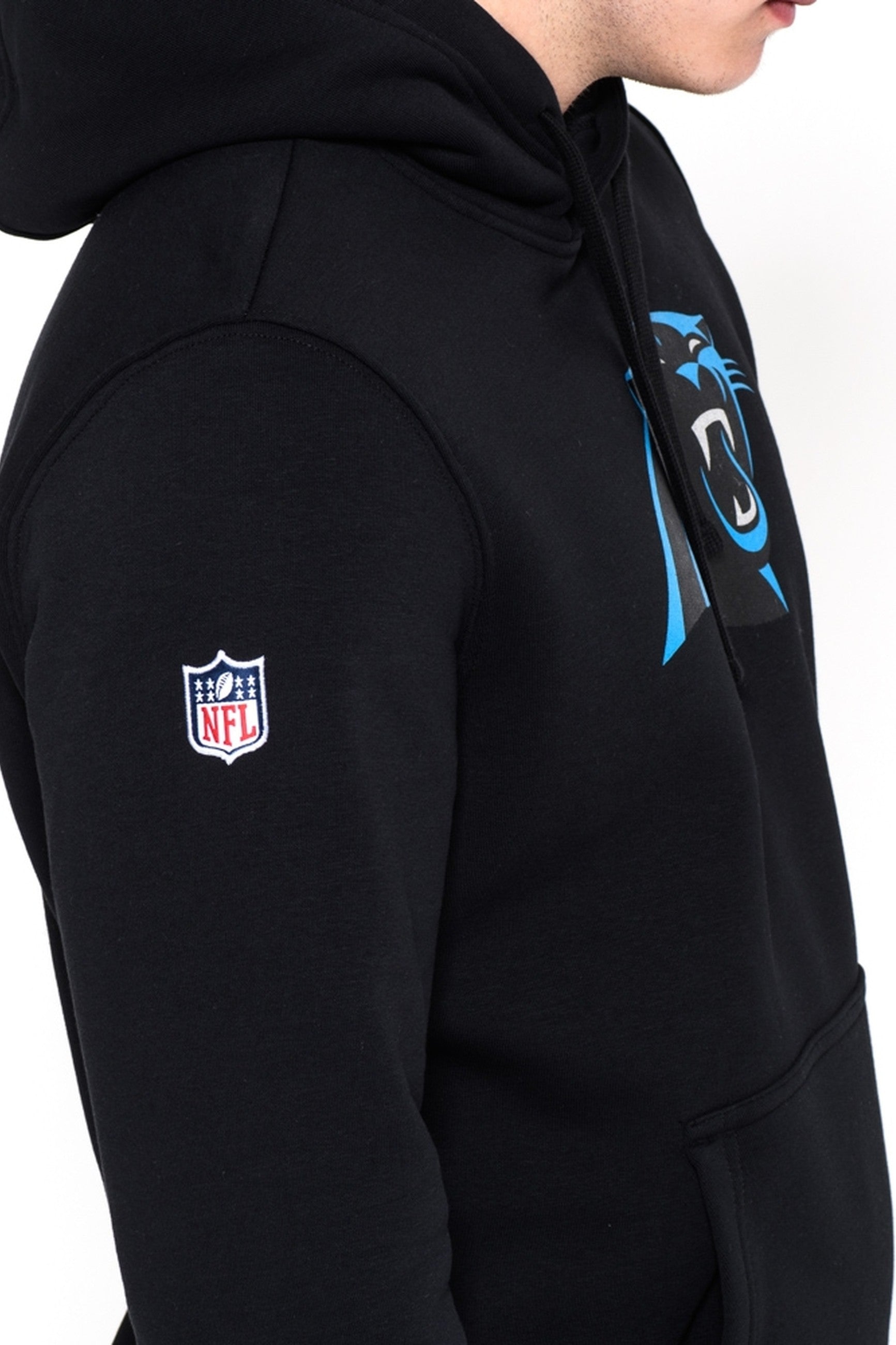 SUDADERA NEW ERA NEGRA PANTHERS TEAM LOGO PO HOODY CARPAN