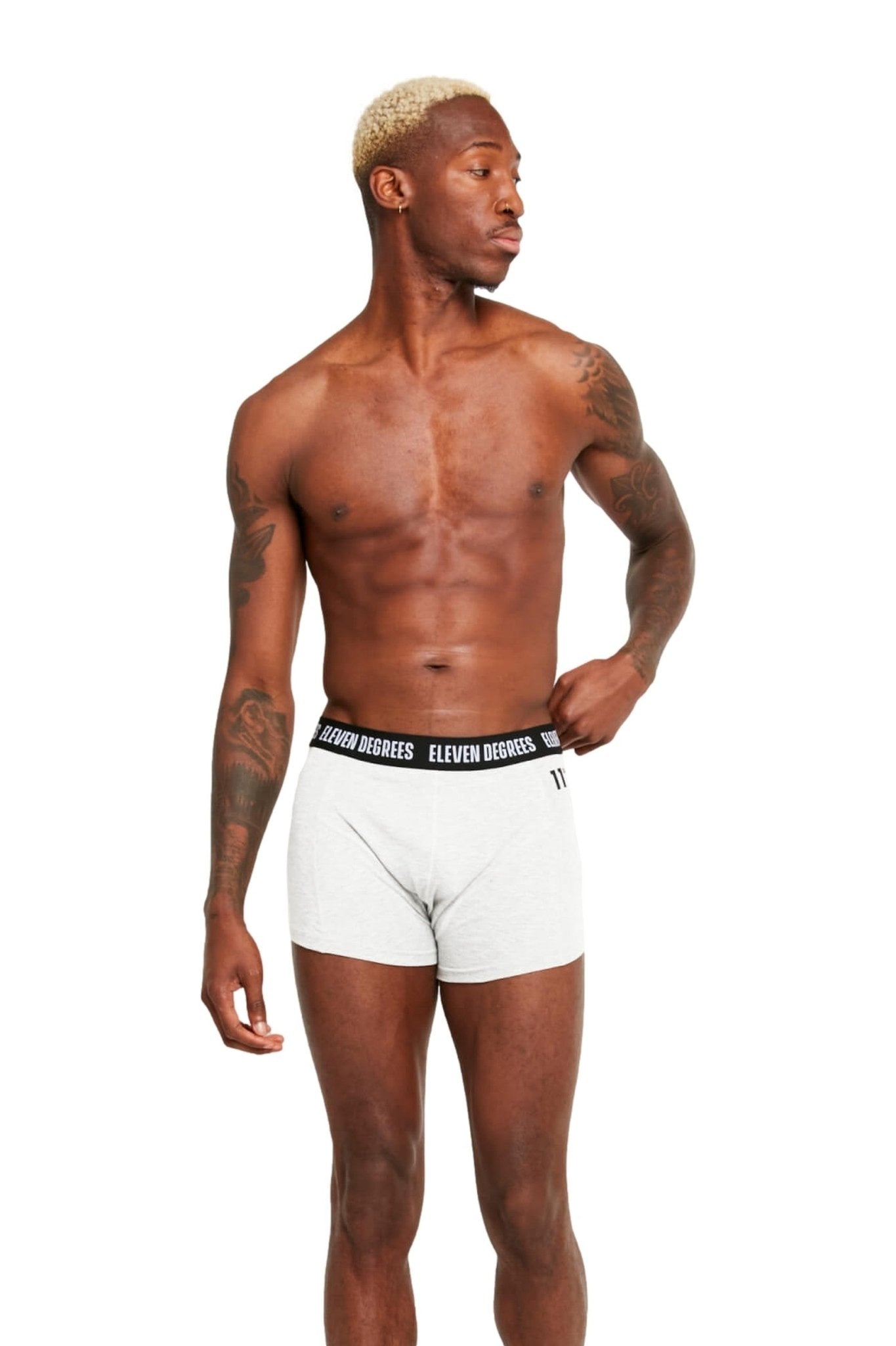 TRIPACK BOXERS 11 DEGREES BLANCO/NEGRO/GRIS WORDS LOGO - AREA ZERO
